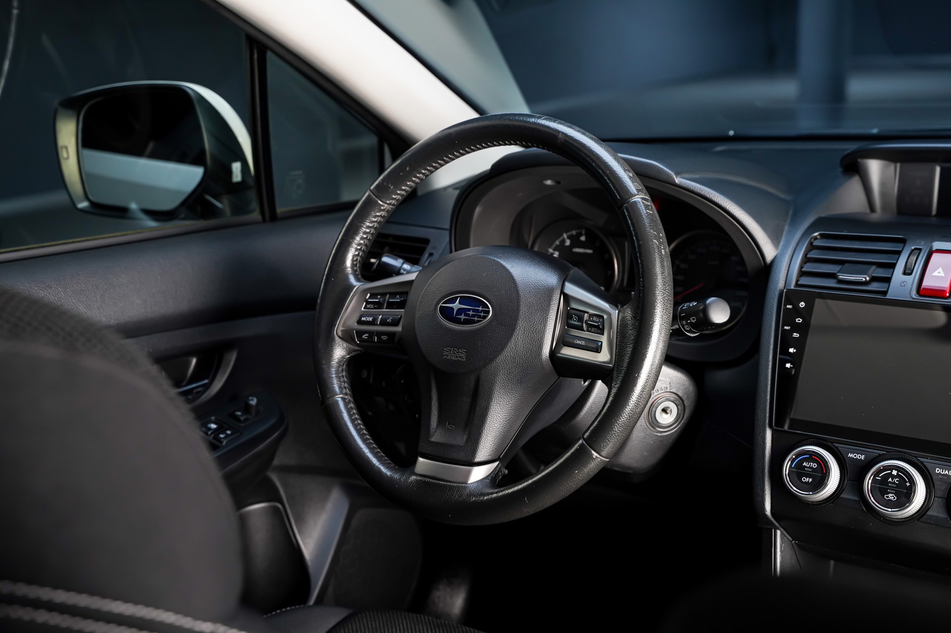 SUBARU XV 2.0 Swiss Two AWD CVT-image-18