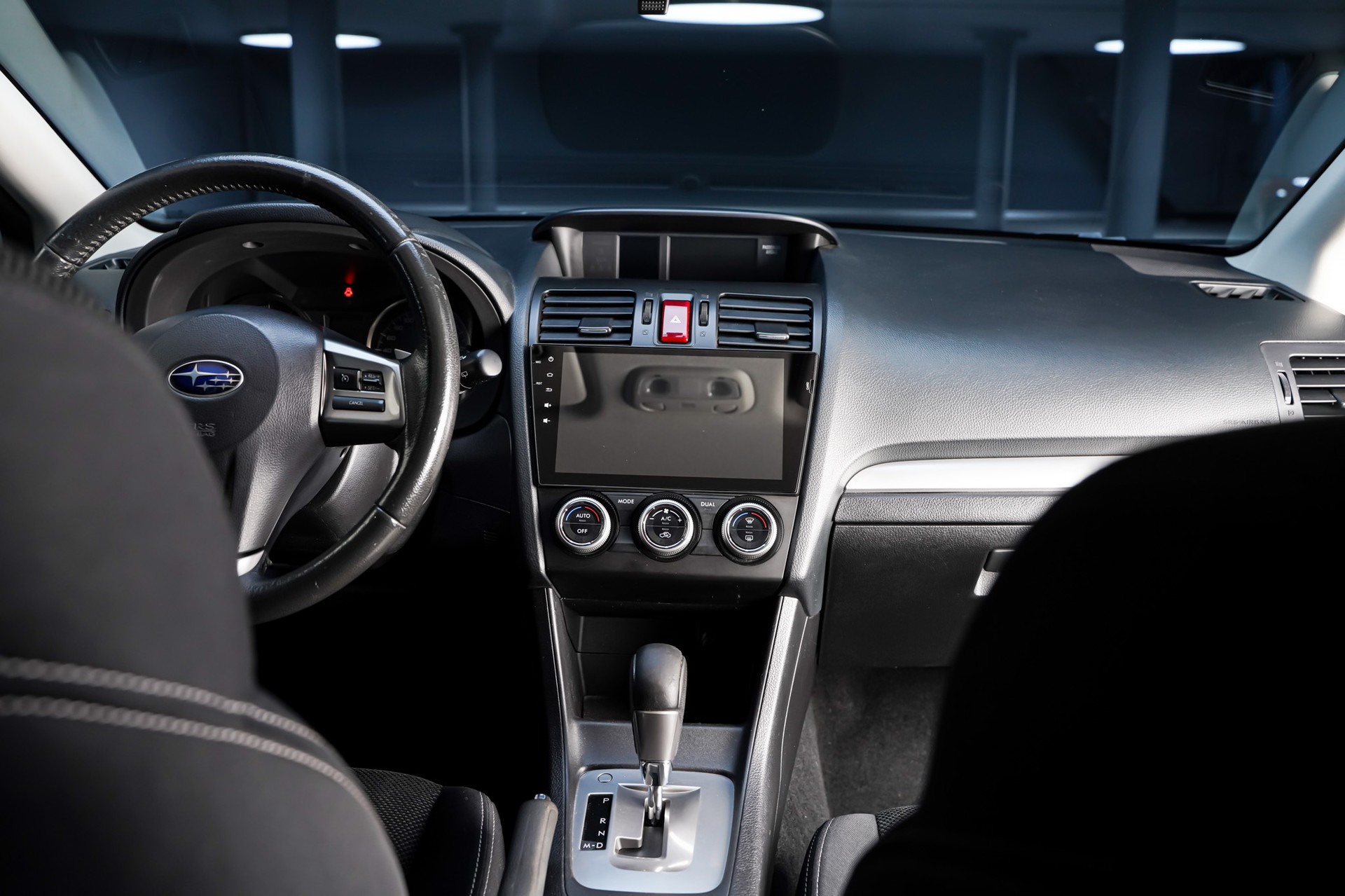 SUBARU XV 2.0 Swiss Two AWD CVT-image-19