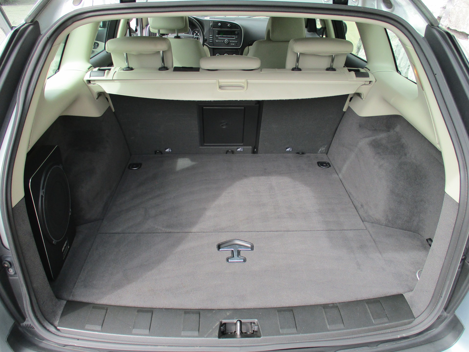 SAAB 9-3 1.9 TTiD Automatic-image-6