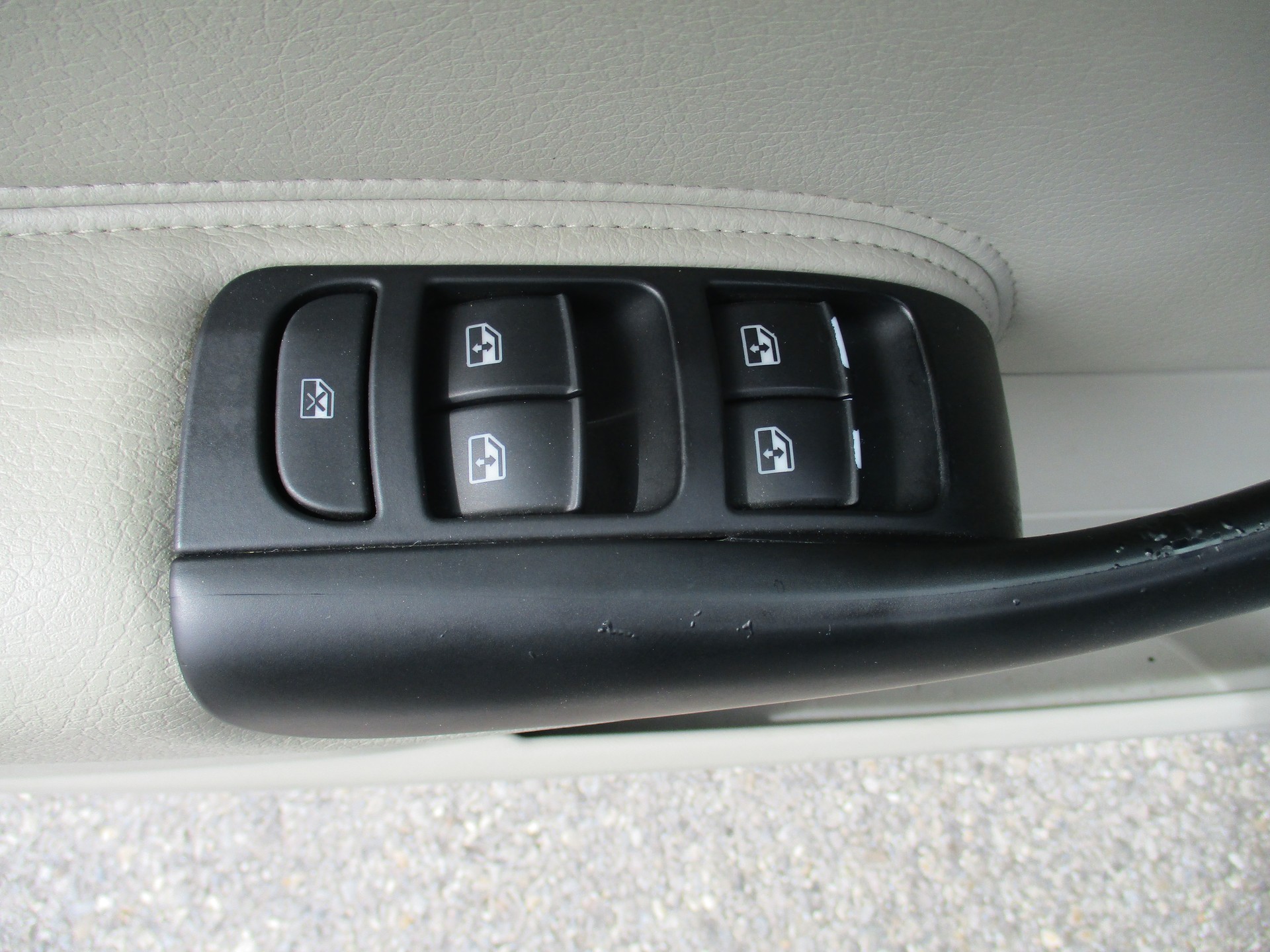 SAAB 9-3 1.9 TTiD Automatic-image-7