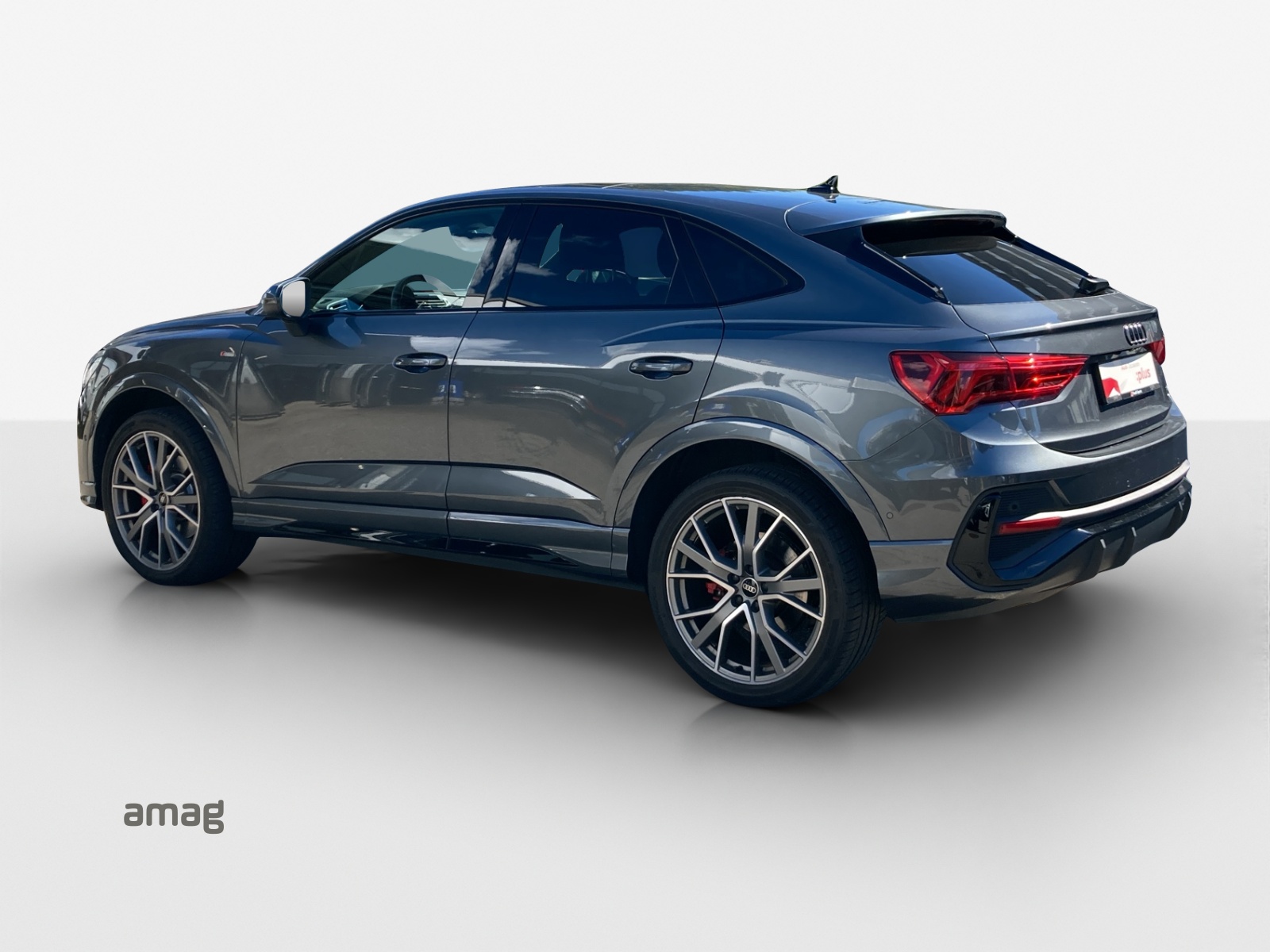 AUDI Q3 Sportback 45 TFSI S line quattro S-tronic-image-2