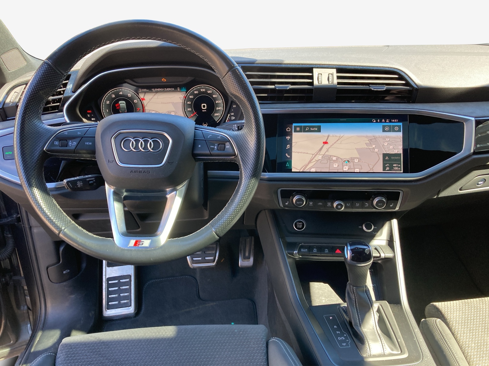 AUDI Q3 Sportback 45 TFSI S line quattro S-tronic-image-8