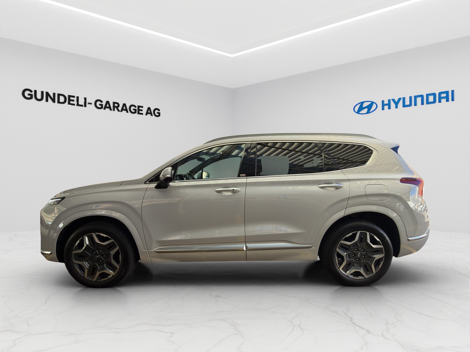 HYUNDAI Santa Fe 1.6 HEV Vert 4WD-image-2