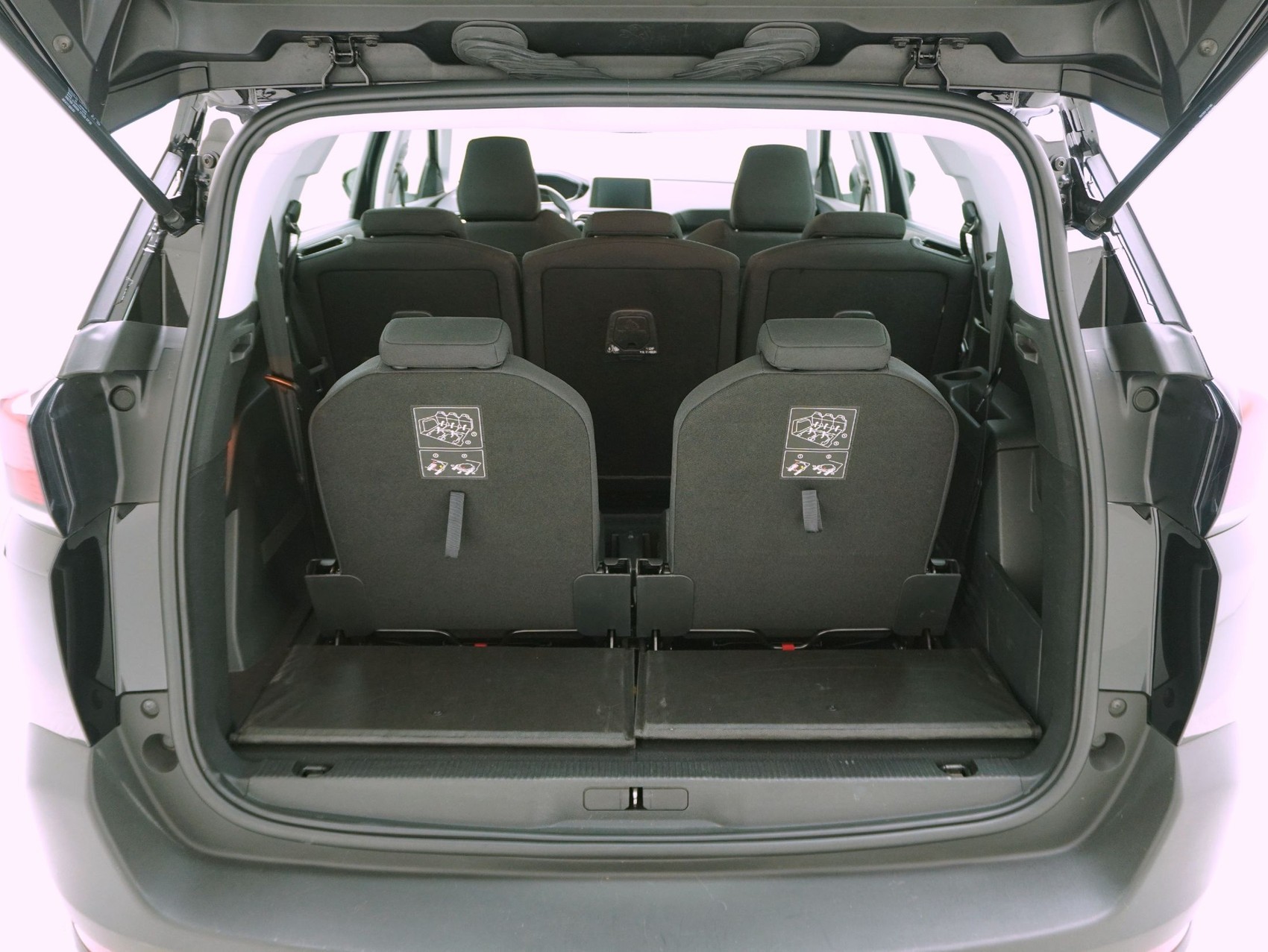 PEUGEOT 5008 1.5 BlueHDi Business Line-image-12