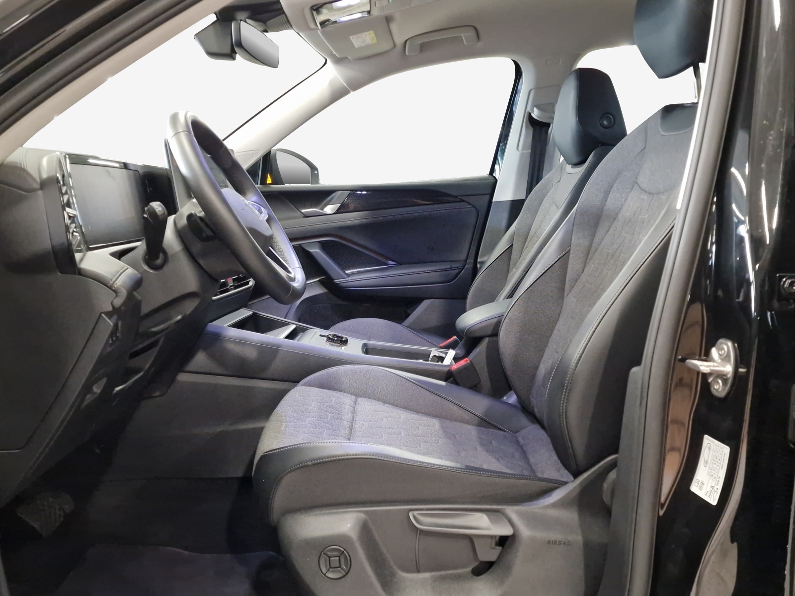VW Tiguan 2.0 TSI DSG Life 4Motion-image-7