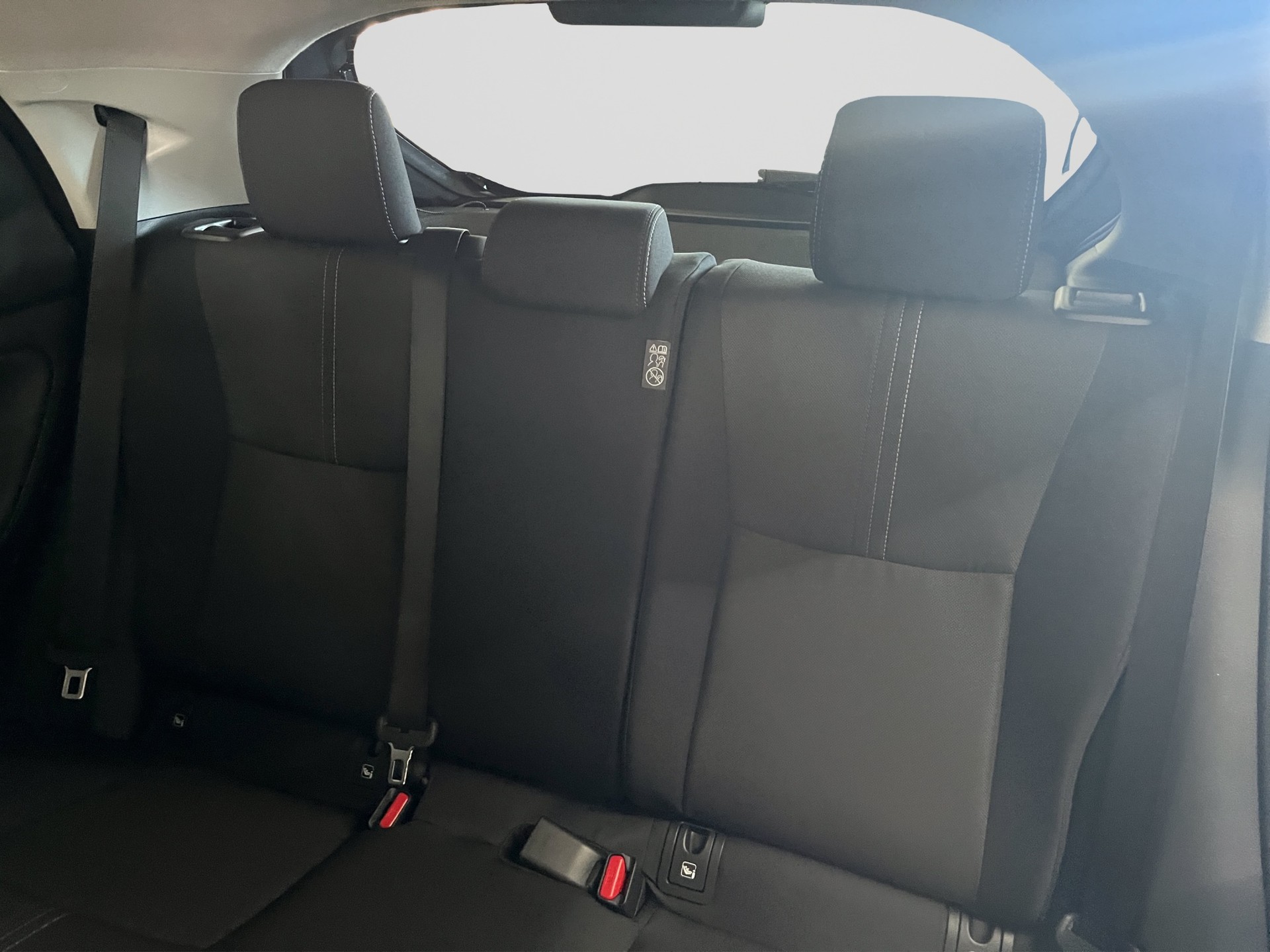 TOYOTA YARIS 1.5 VVT-i HSD Trend-image-11