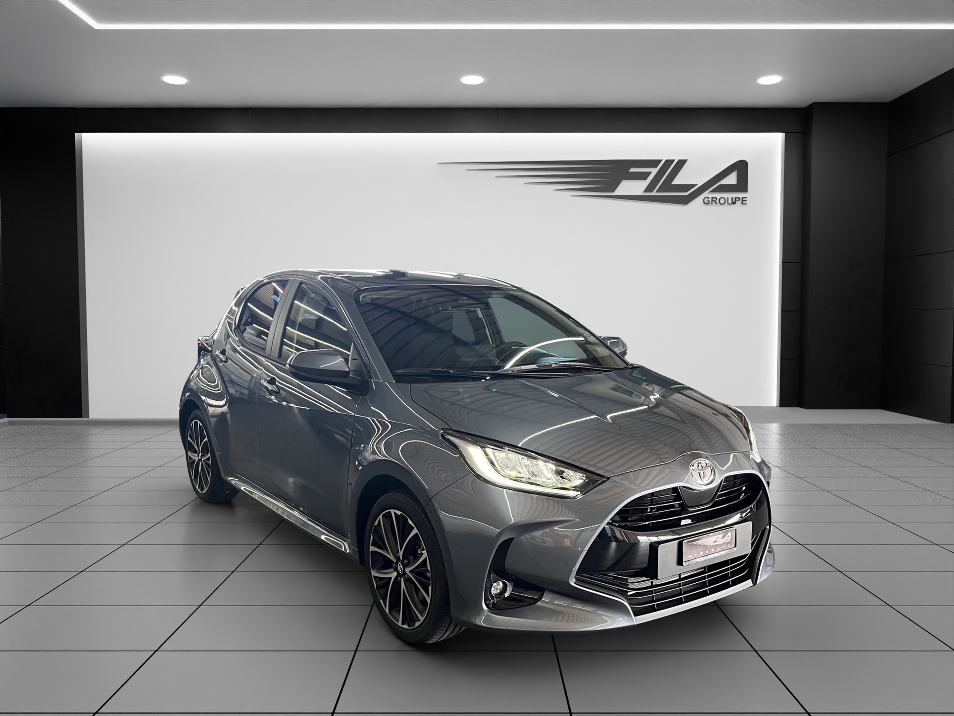 TOYOTA YARIS 1.5 VVT-i HSD Trend-image-6