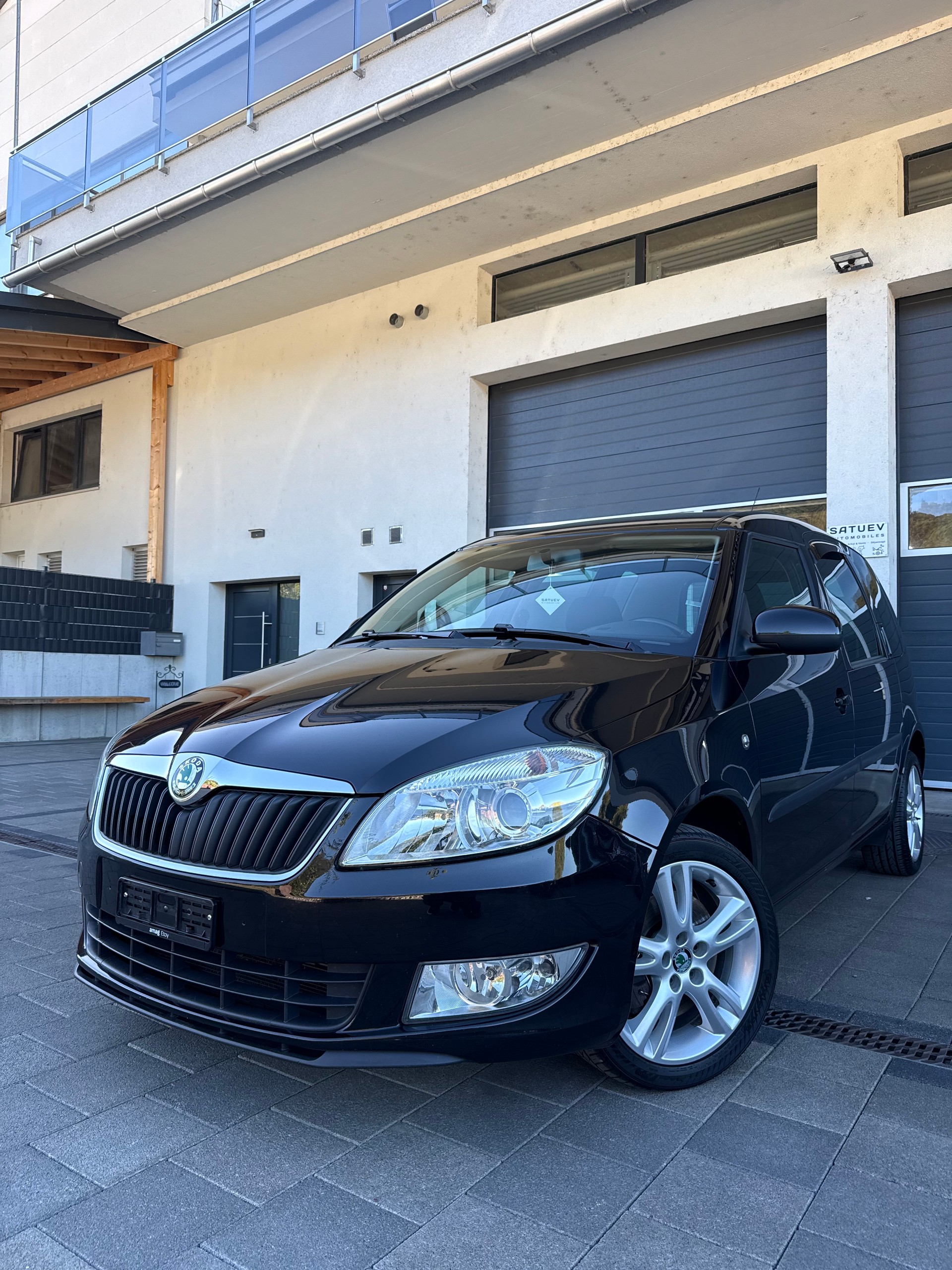 SKODA 1.2 TSI 105 Style DSG-image-0