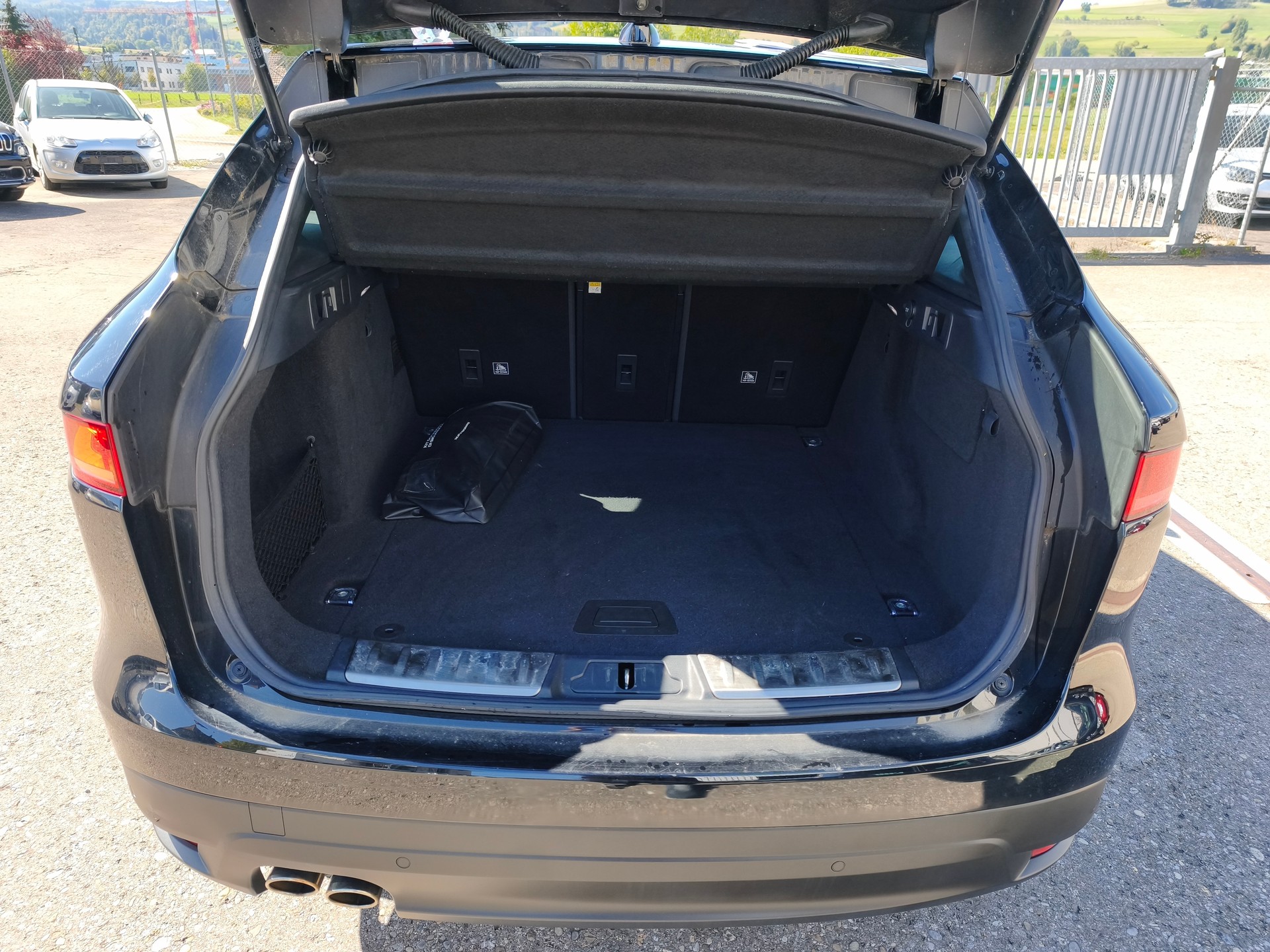 JAGUAR 2.0 D AWD Automatik-image-14