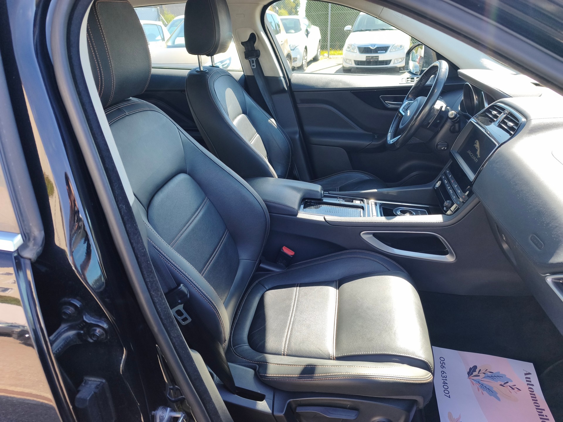 JAGUAR 2.0 D AWD Automatik-image-10