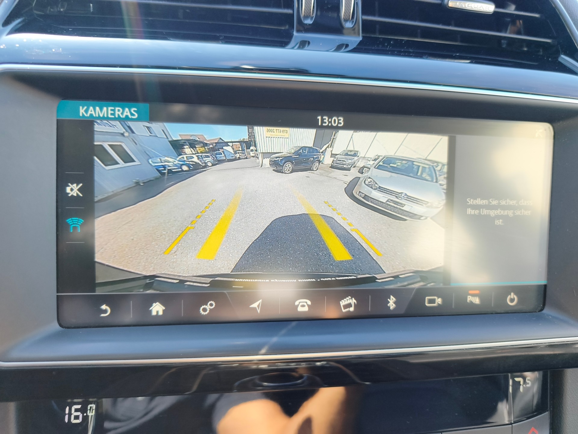 JAGUAR 2.0 D AWD Automatik-image-8