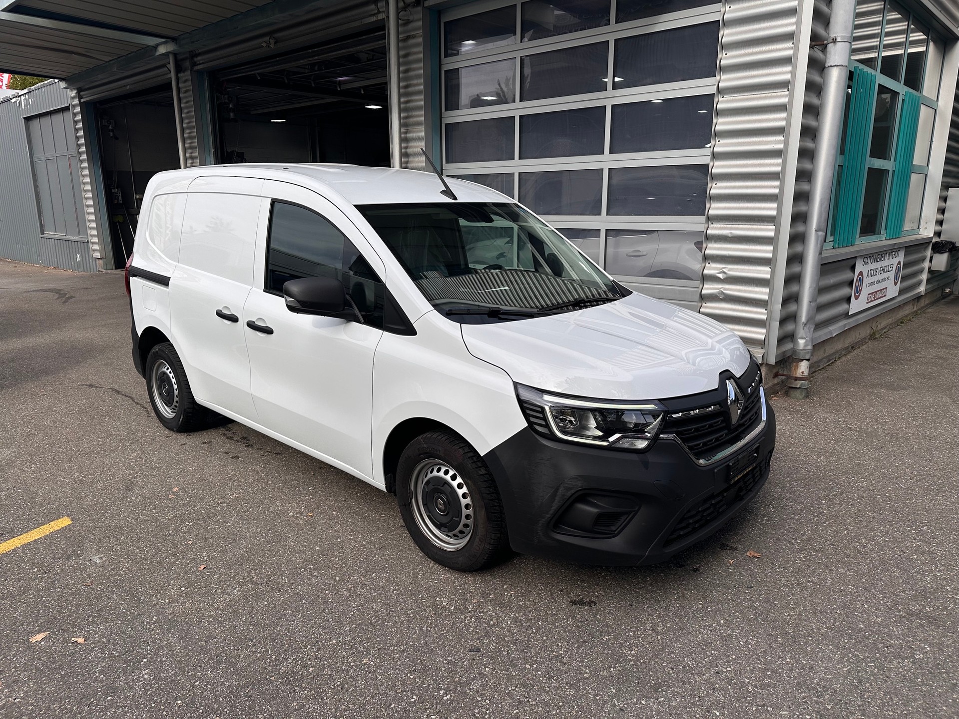 RENAULT Kangoo Van 1.3TCe Standard 100 PF Advance-image-5