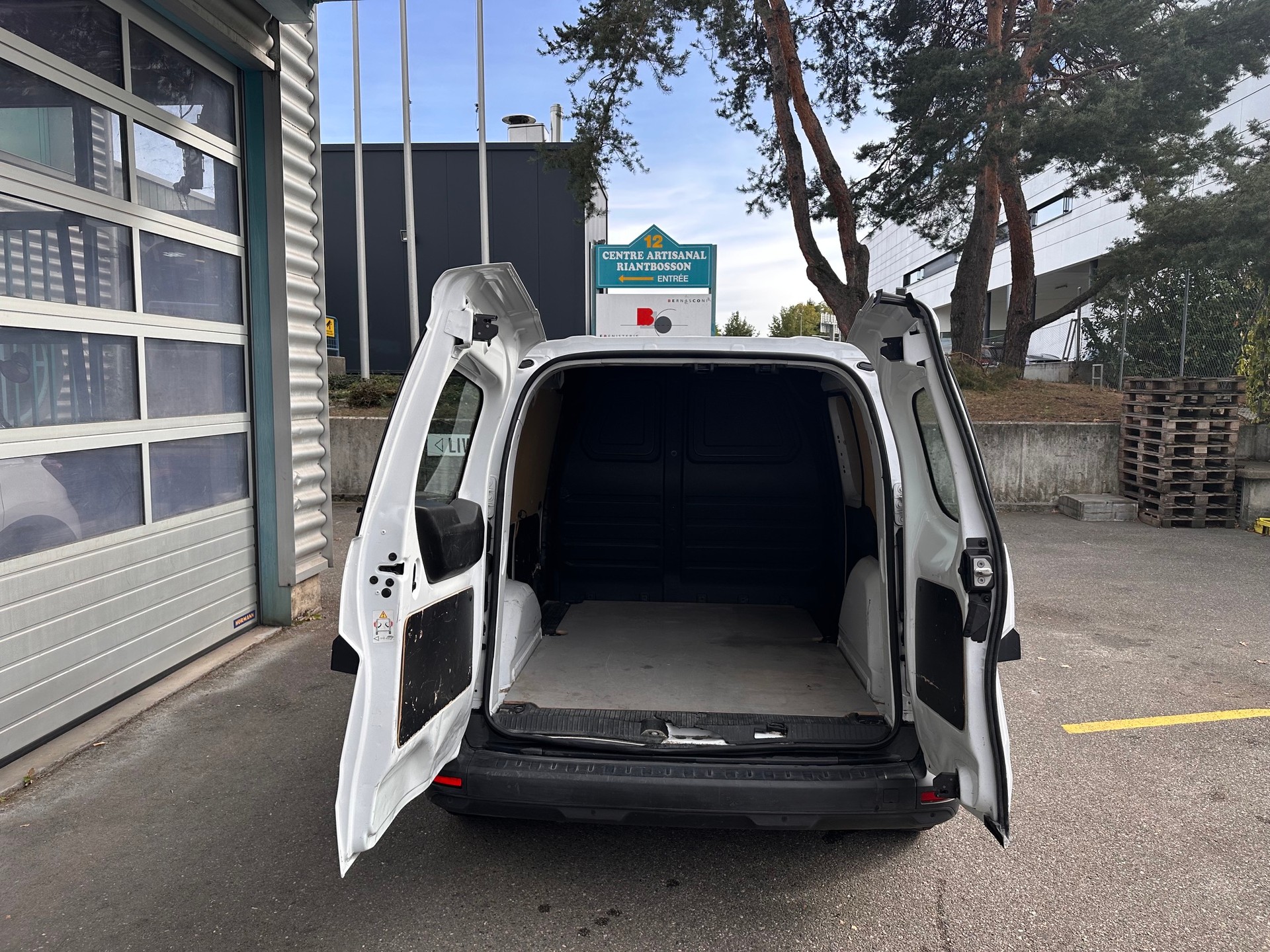 RENAULT Kangoo Van 1.3TCe Standard 100 PF Advance-image-6