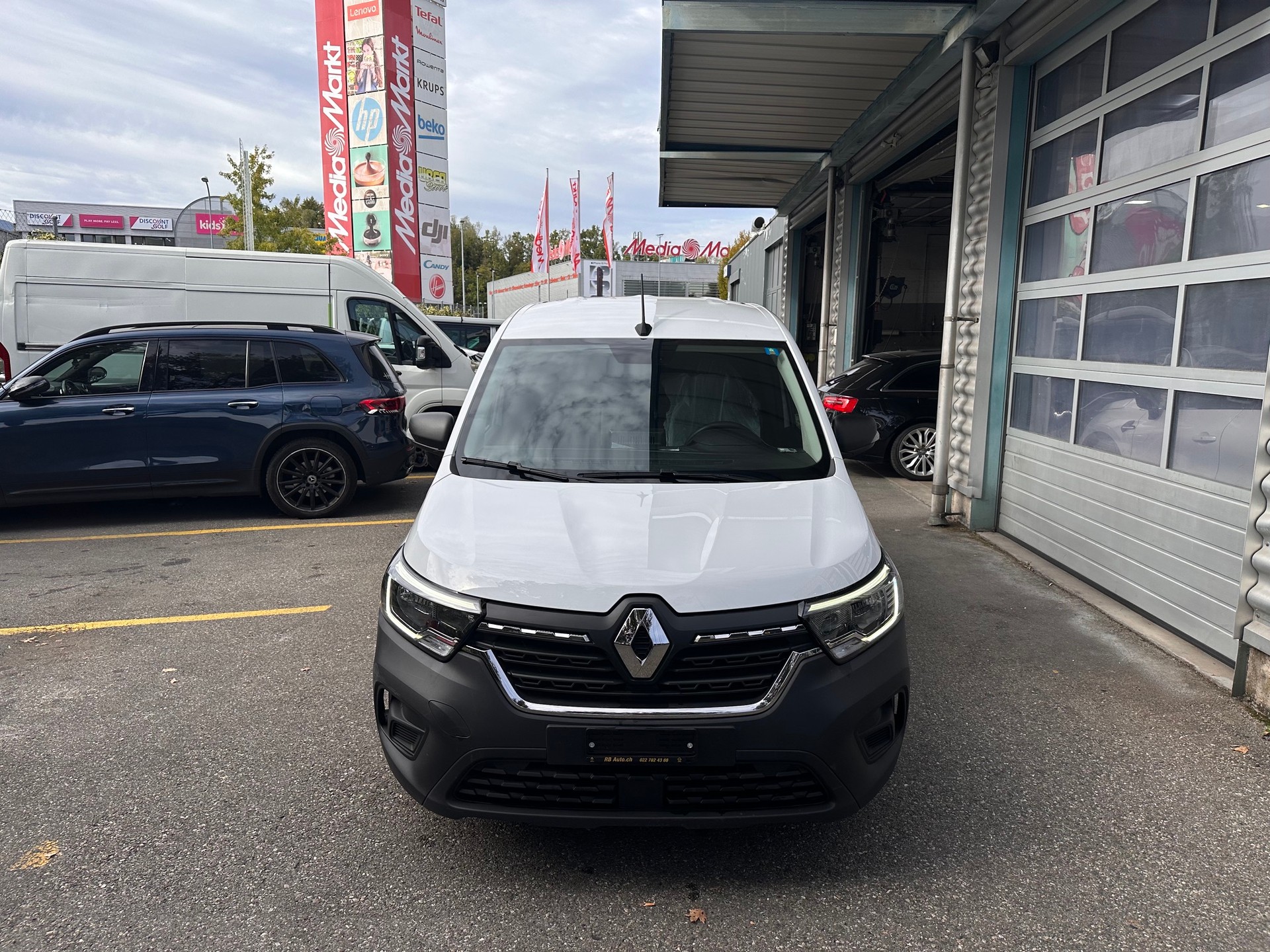RENAULT Kangoo Van 1.3TCe Standard 100 PF Advance-image-0