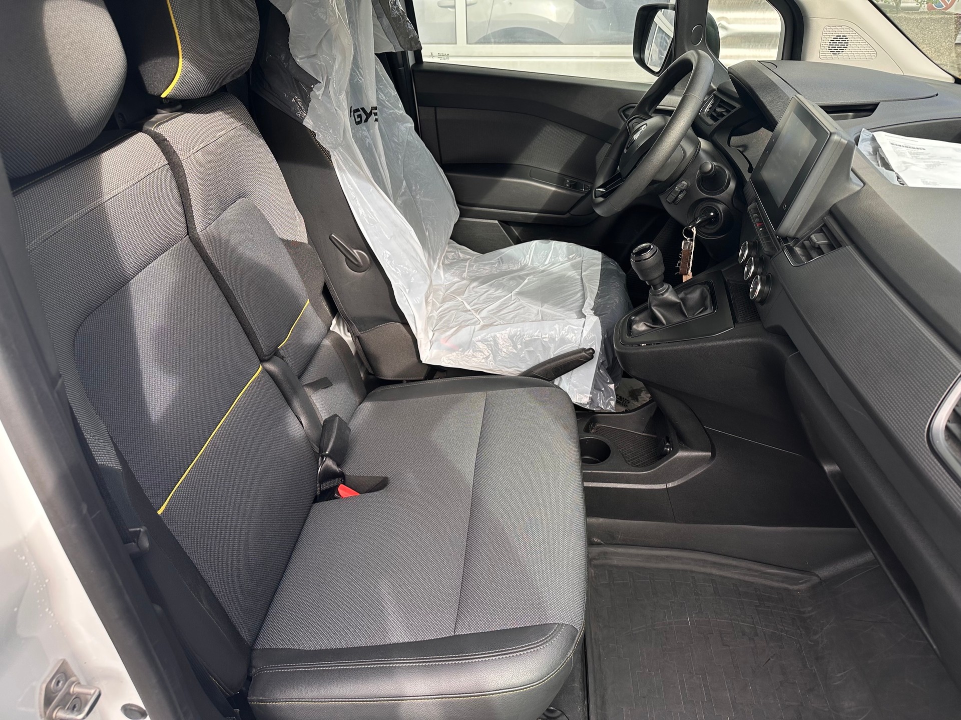 RENAULT Kangoo Van 1.3TCe Standard 100 PF Advance-image-8