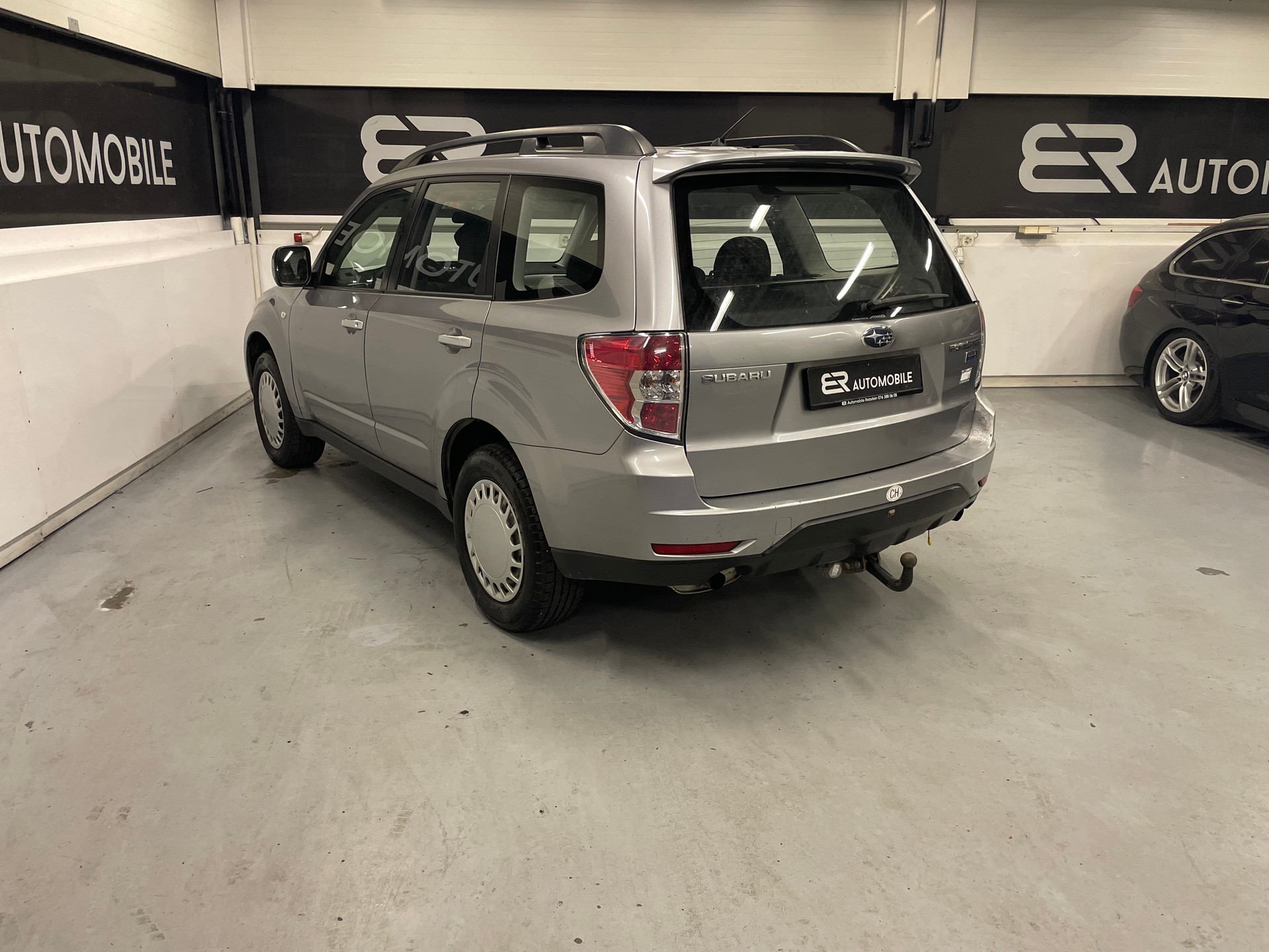 SUBARU Forester 2.0D XS Limited-image-3