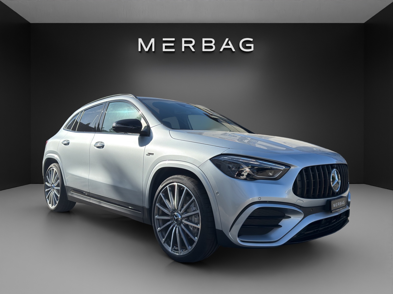 MERCEDES-BENZ GLA AMG 35 4Matic 8G-DCT-image-0