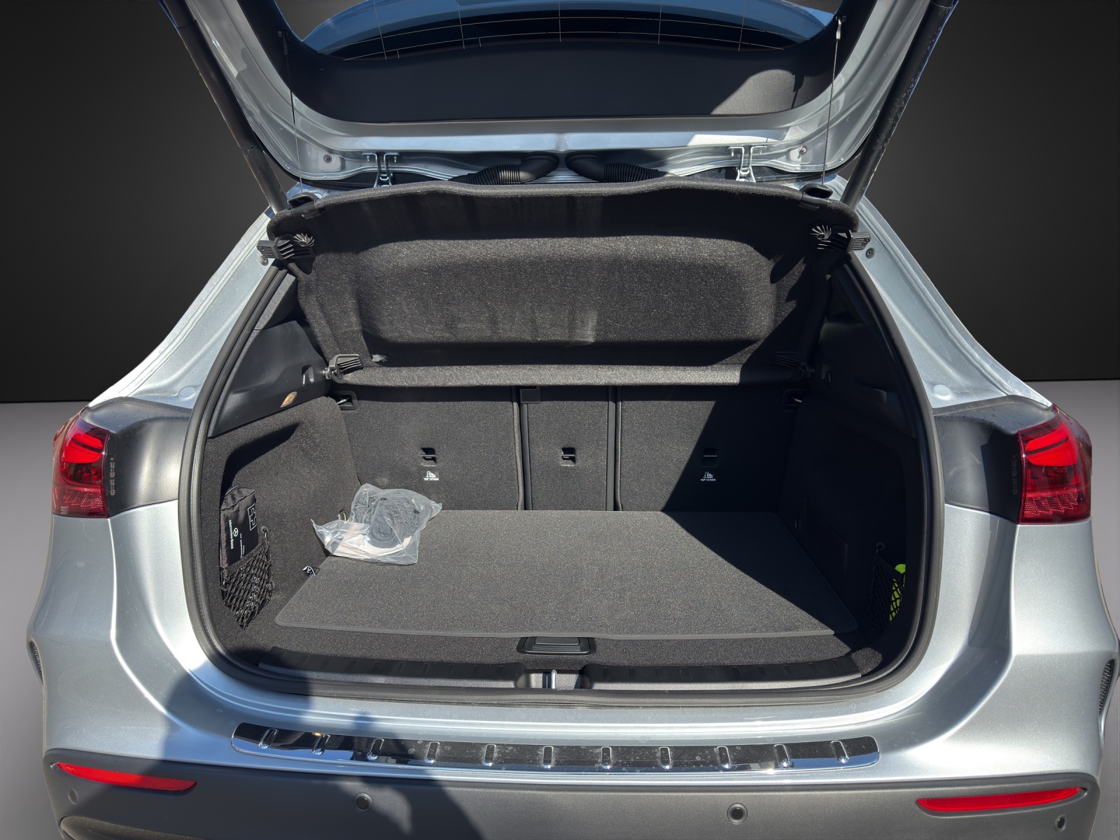 MERCEDES-BENZ GLA AMG 35 4Matic 8G-DCT-image-14
