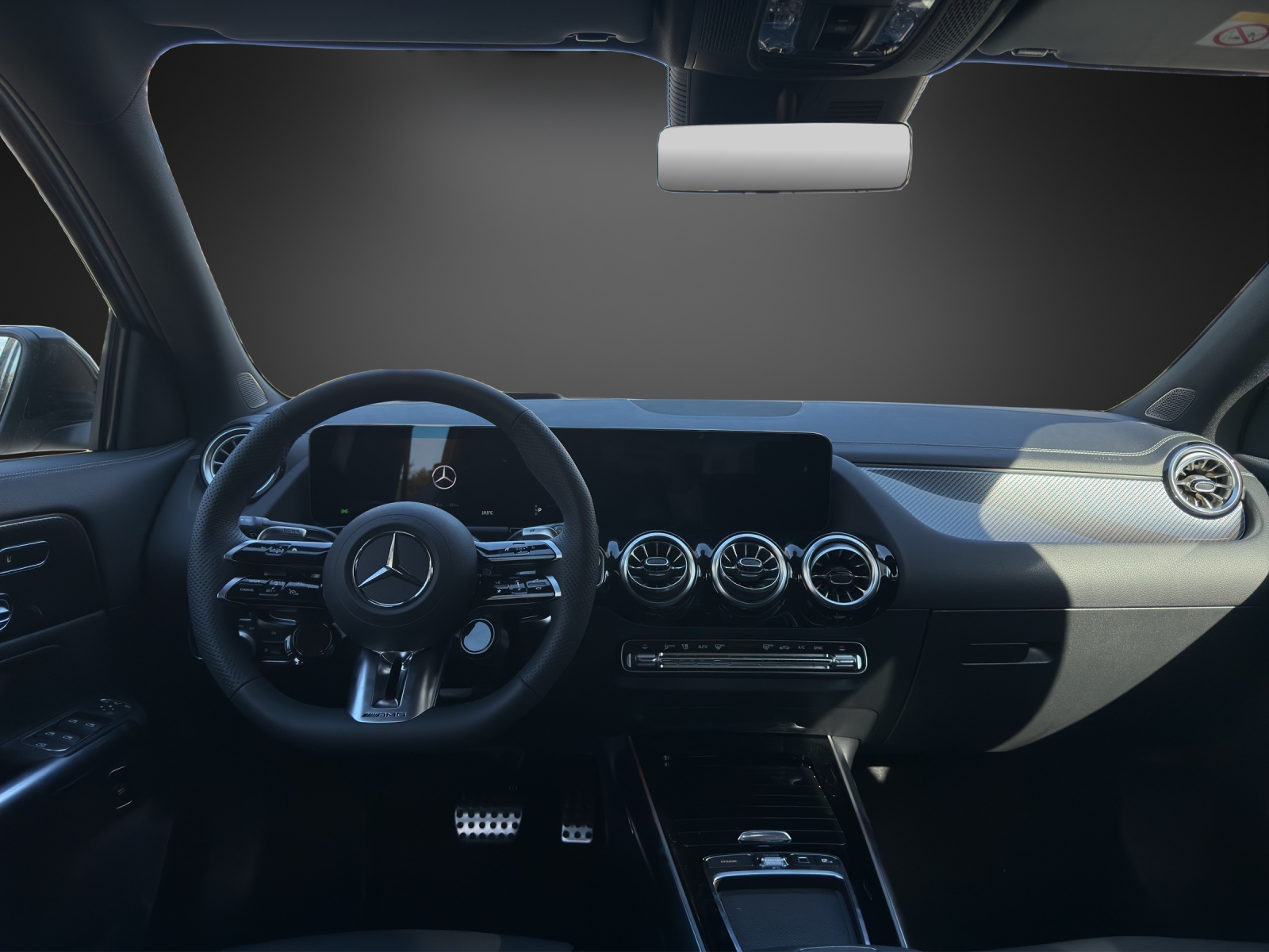 MERCEDES-BENZ GLA AMG 35 4Matic 8G-DCT-image-12