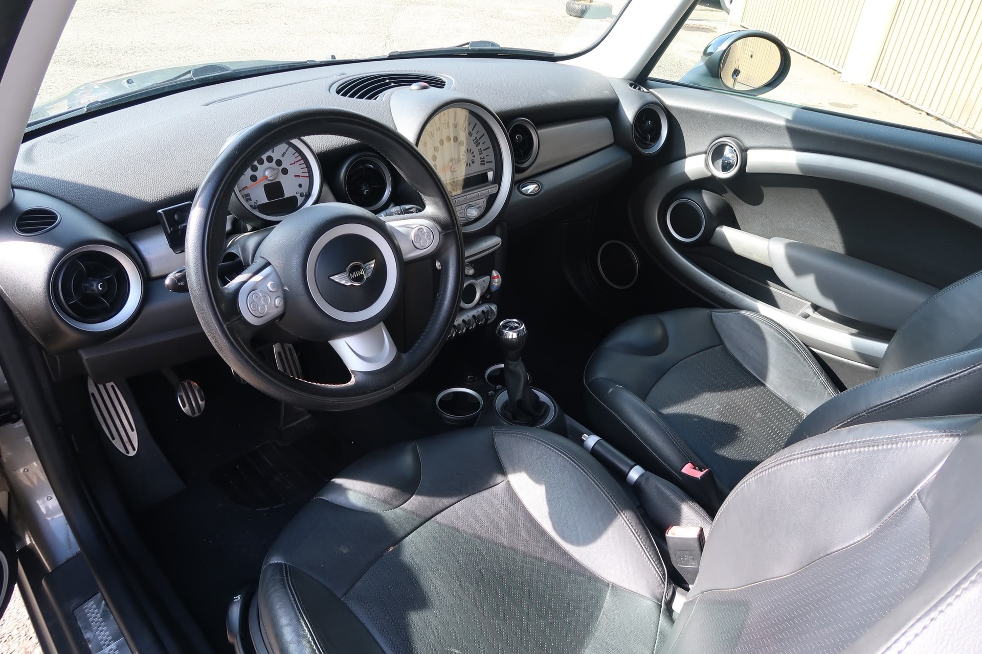 MINI Cooper S-image-7