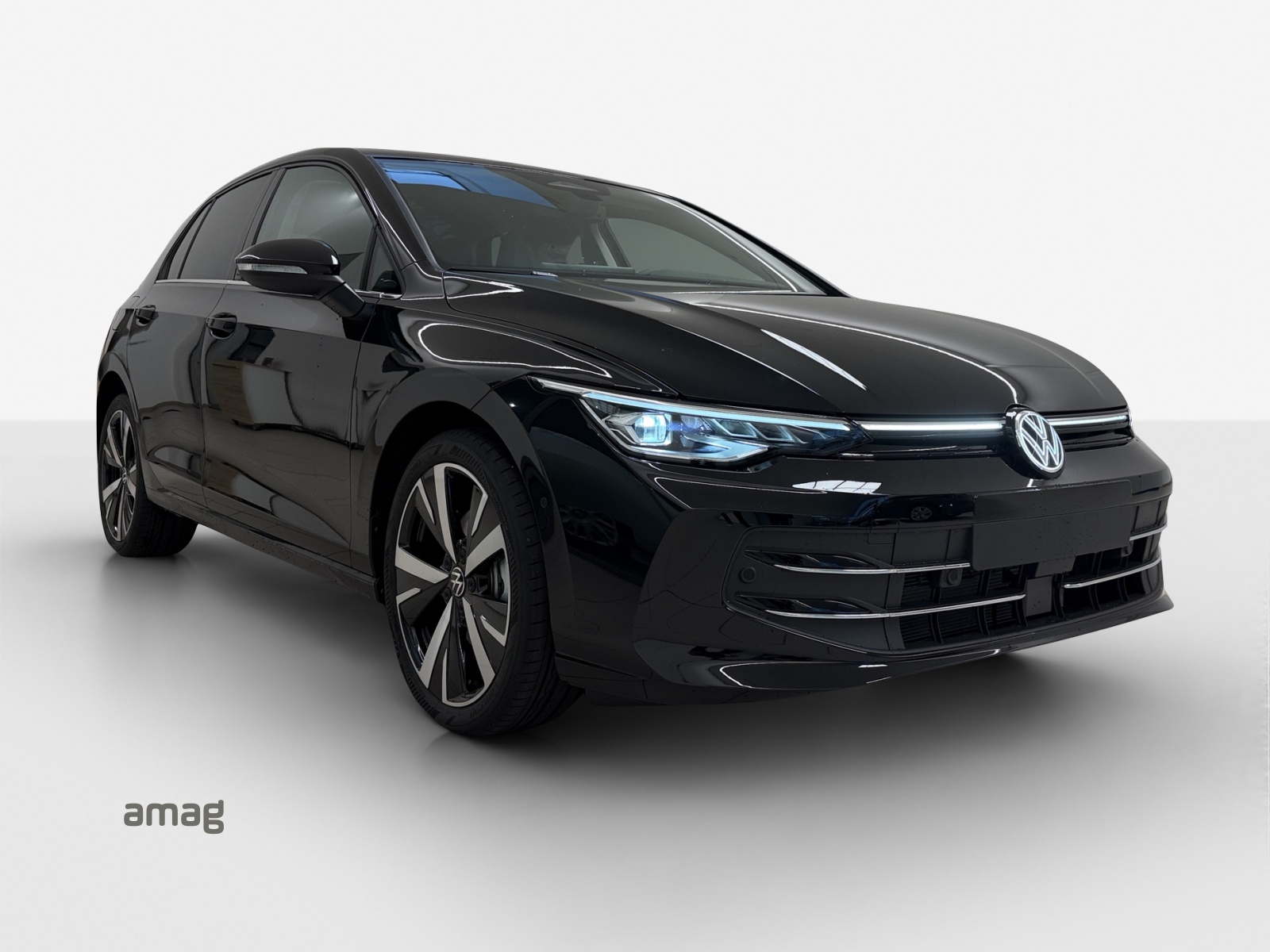 VW Golf 1.5 TSI PHEV Style-image-5