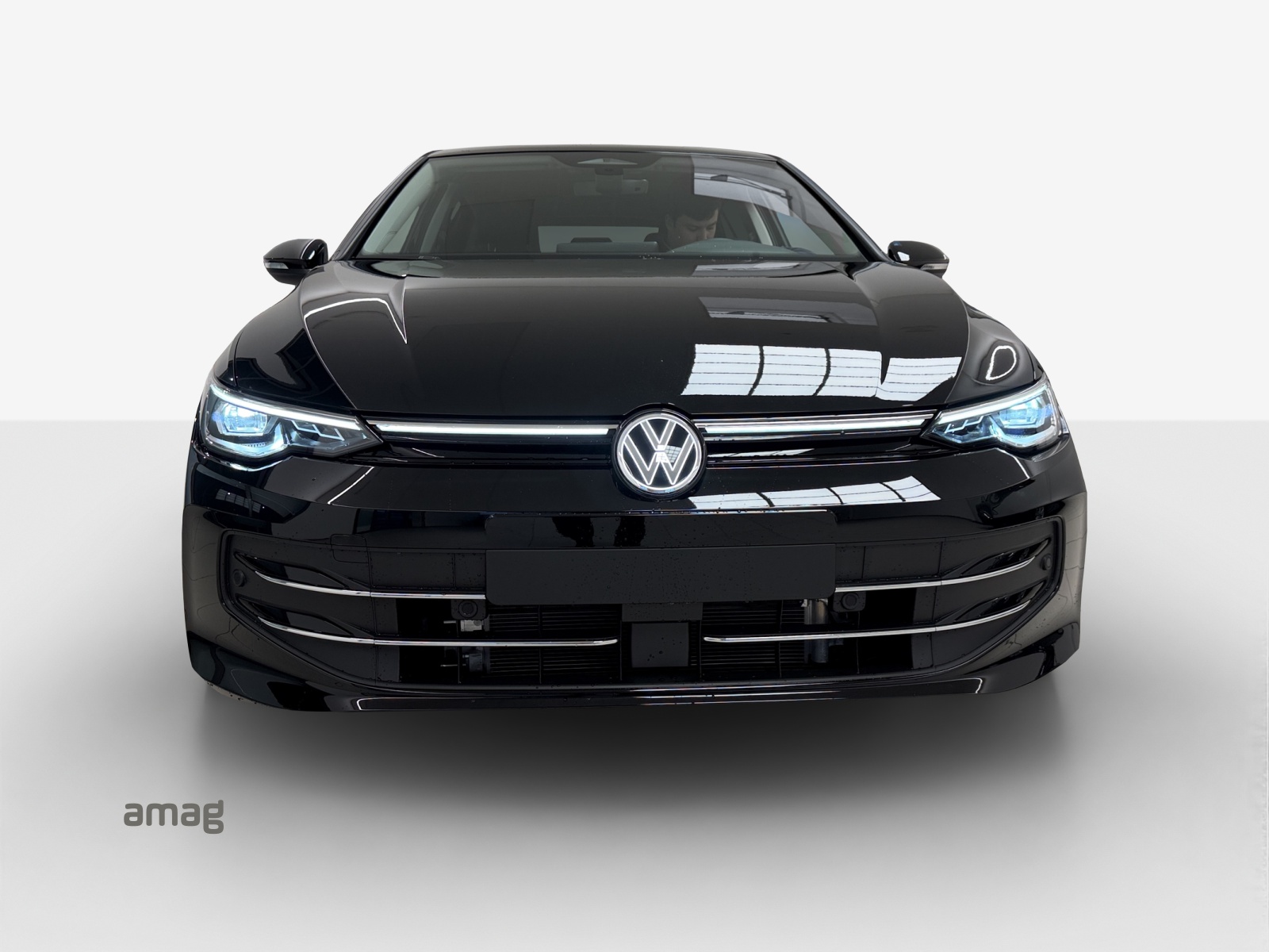 VW Golf 1.5 TSI PHEV Style-image-6