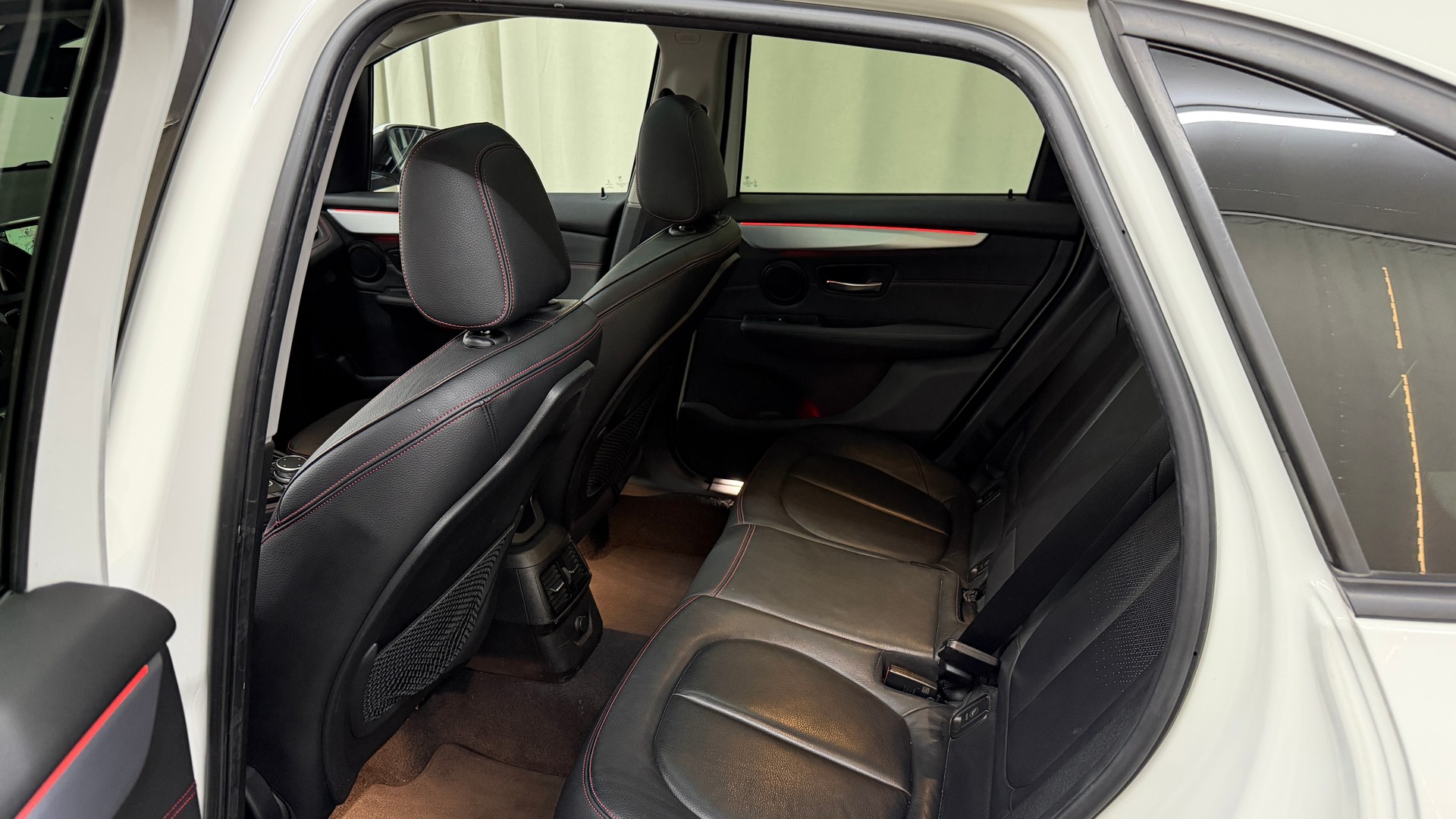 BMW 220i Active Tourer Sport Line Steptronic-image-7