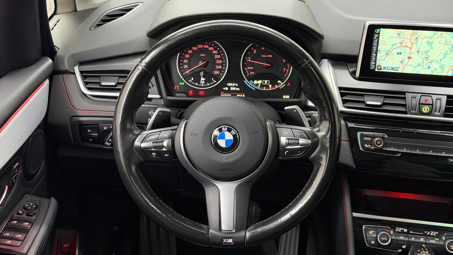 BMW 220i Active Tourer Sport Line Steptronic-image-9