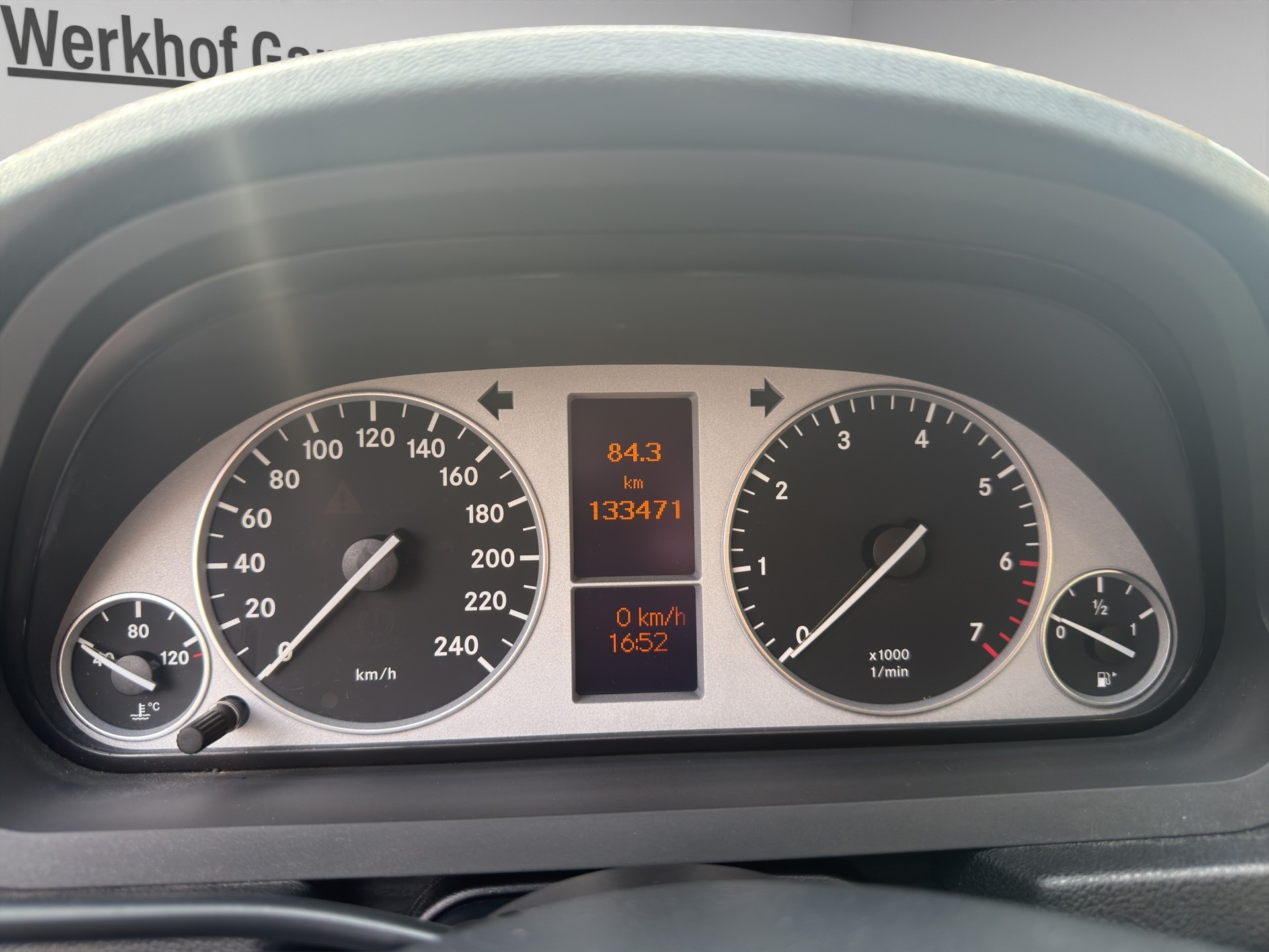 MERCEDES-BENZ B 170-image-9