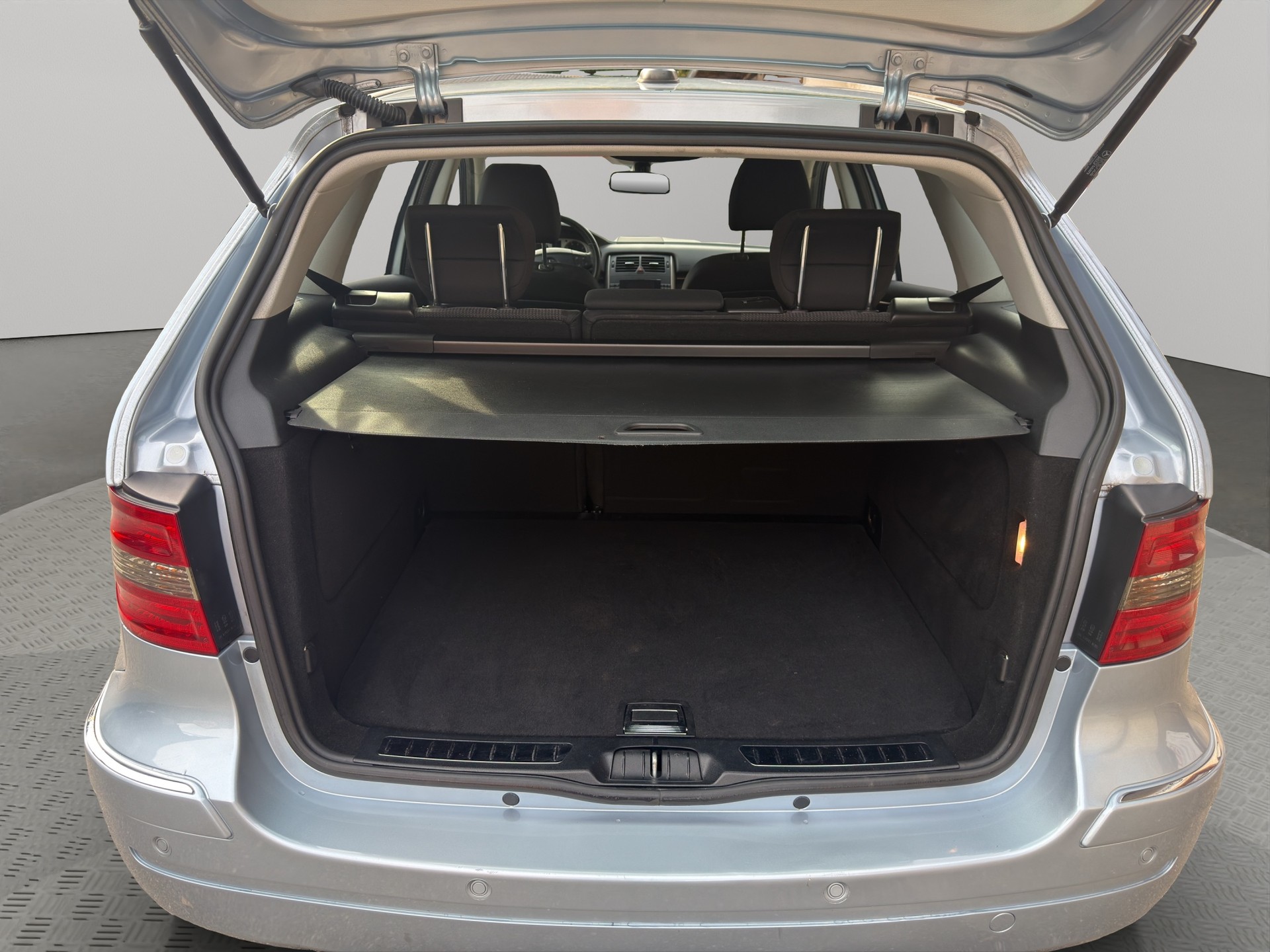 MERCEDES-BENZ B 170-image-12
