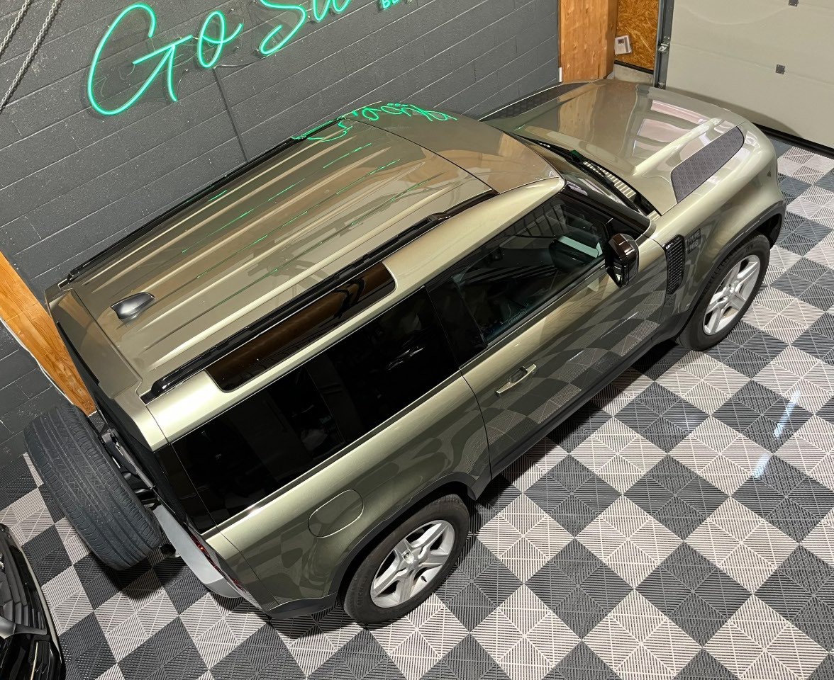 LAND ROVER Defender 90 3.0D I6 200 SE AT8-image-1