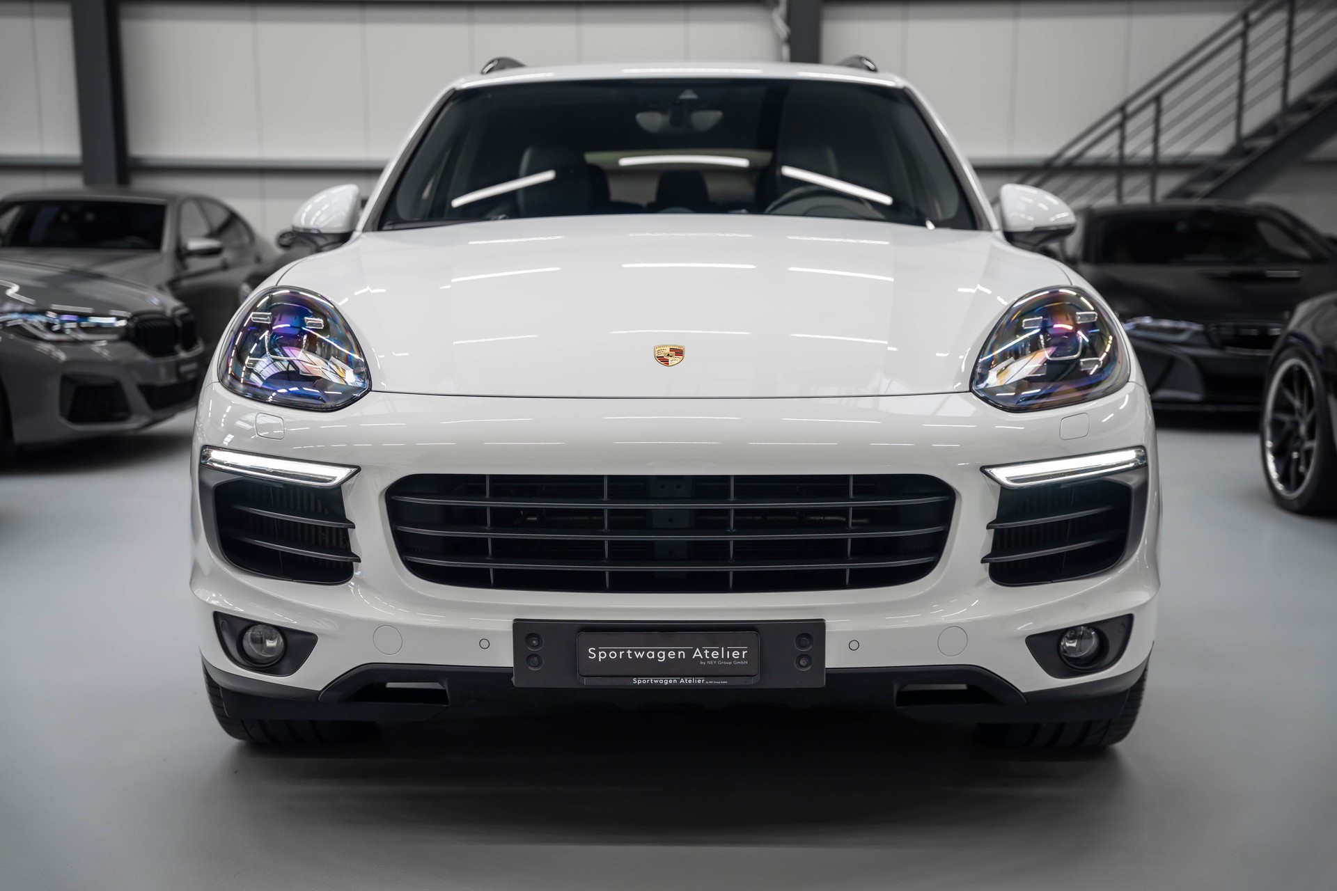 PORSCHE Cayenne Diesel Platinum Edition-image-5