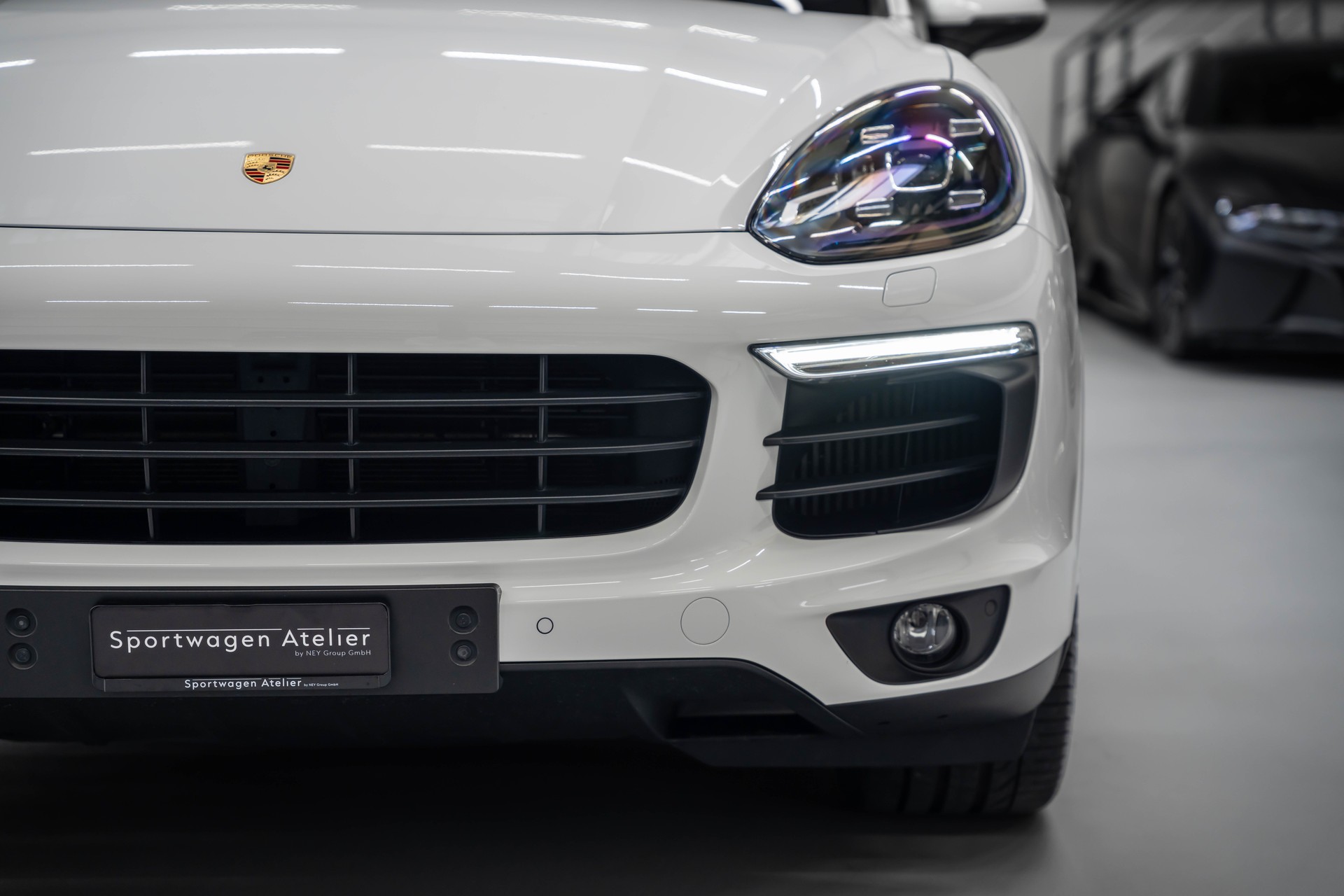 PORSCHE Cayenne Diesel Platinum Edition-image-13
