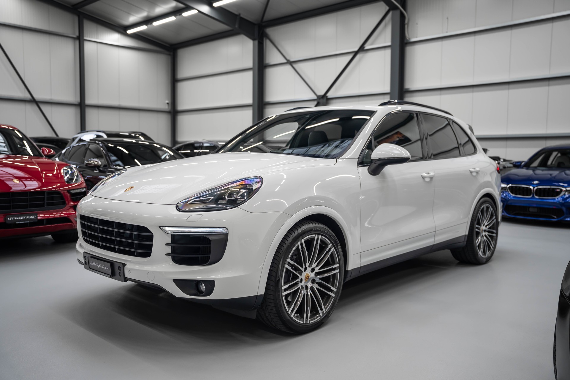 PORSCHE Cayenne Diesel Platinum Edition