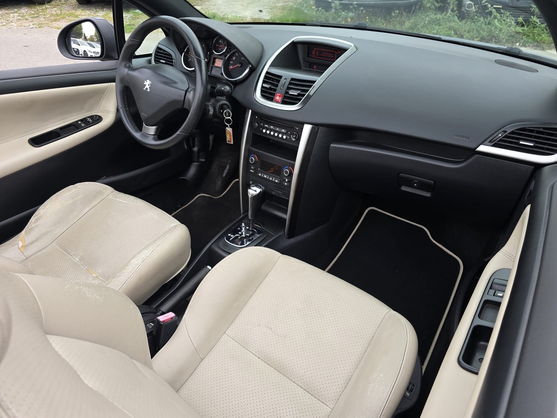 PEUGEOT 207 CC 1.6 16V Allure Automatic-image-10