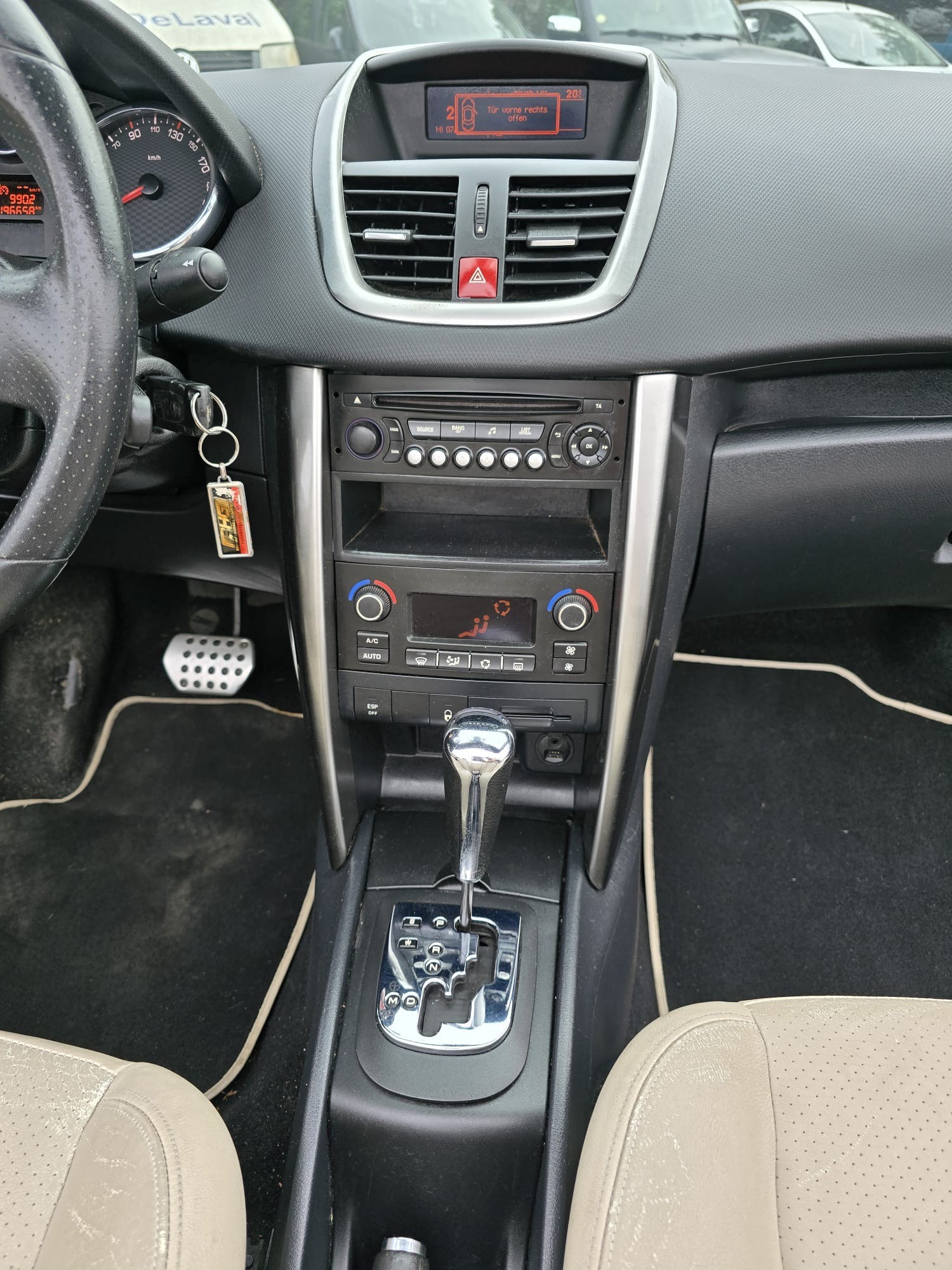 PEUGEOT 207 CC 1.6 16V Allure Automatic-image-11