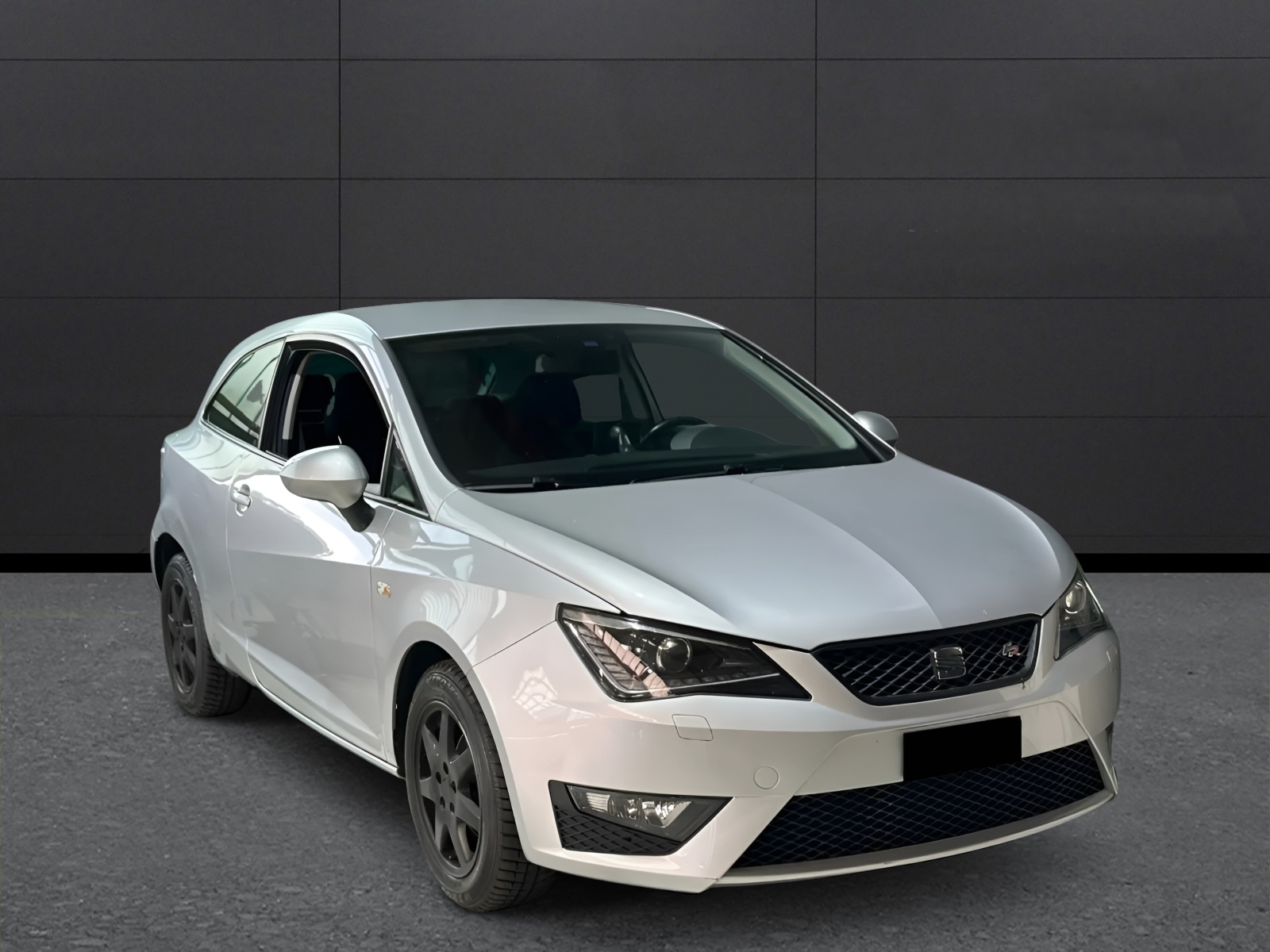 SEAT Ibiza SC 1.2 TSI FR DSG Automatikgetriebe-image-0