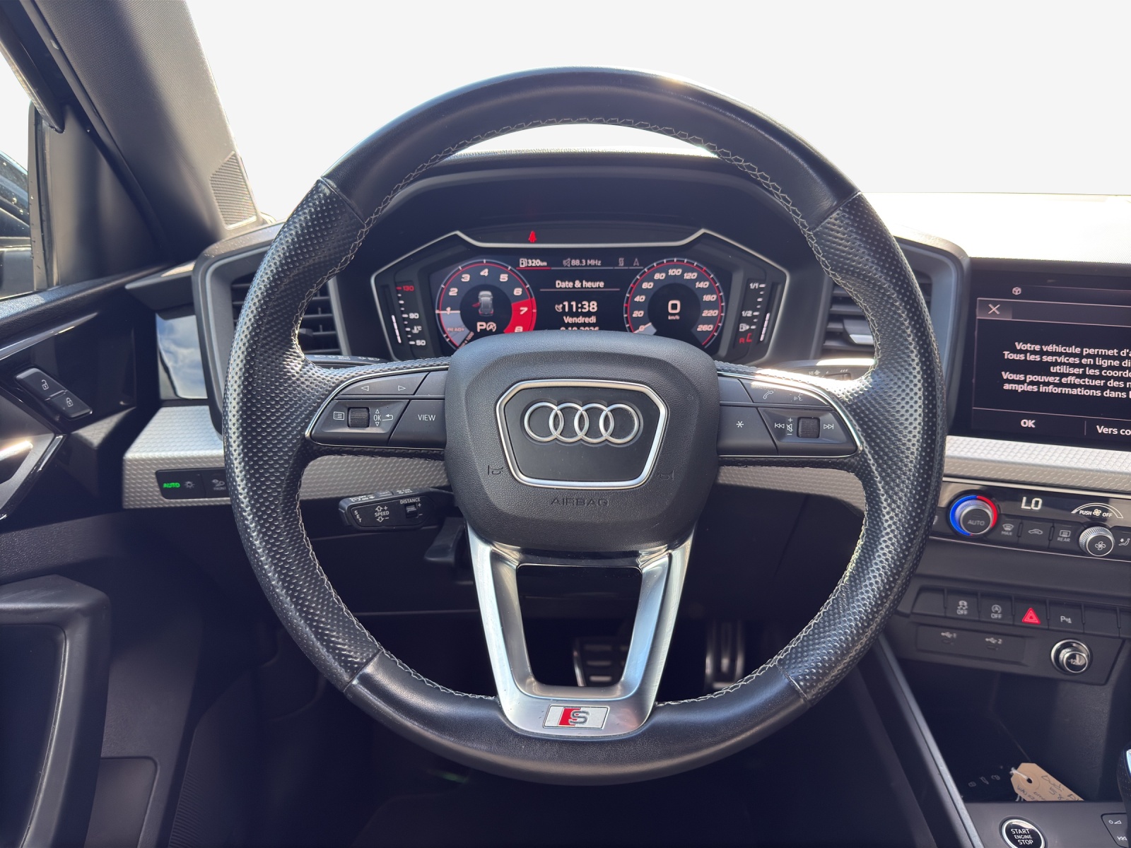 AUDI A1 Sportback 30 TFSI advanced Attraction S-tronic-image-9