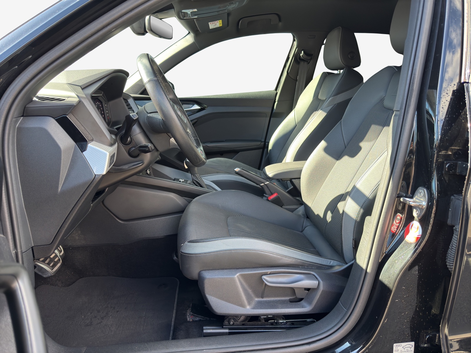 AUDI A1 Sportback 30 TFSI advanced Attraction S-tronic-image-7