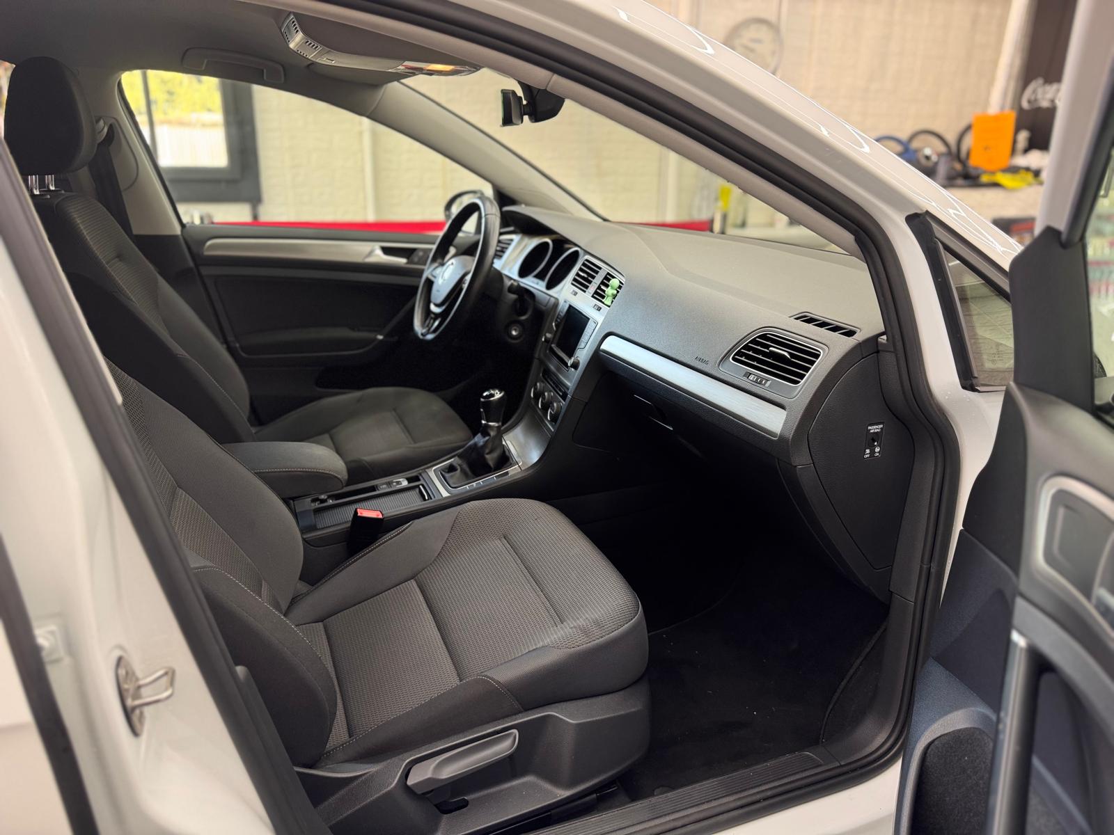 VW Golf 1.2 TSI Comfortline Start-image-8