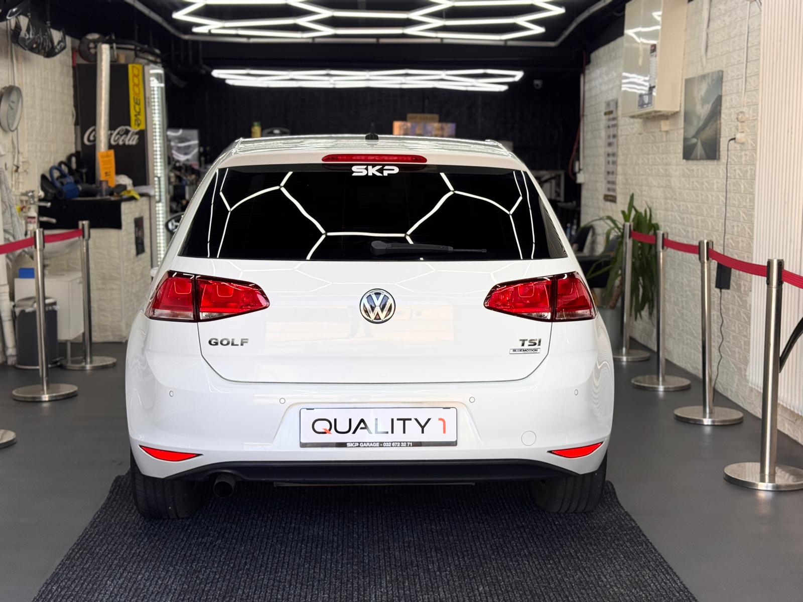 VW Golf 1.2 TSI Comfortline Start-image-4