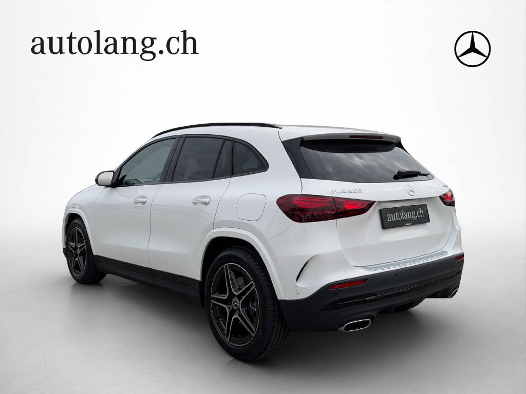 MERCEDES-BENZ GLA 250 AMG Line 4Matic Swiss Star-image-3