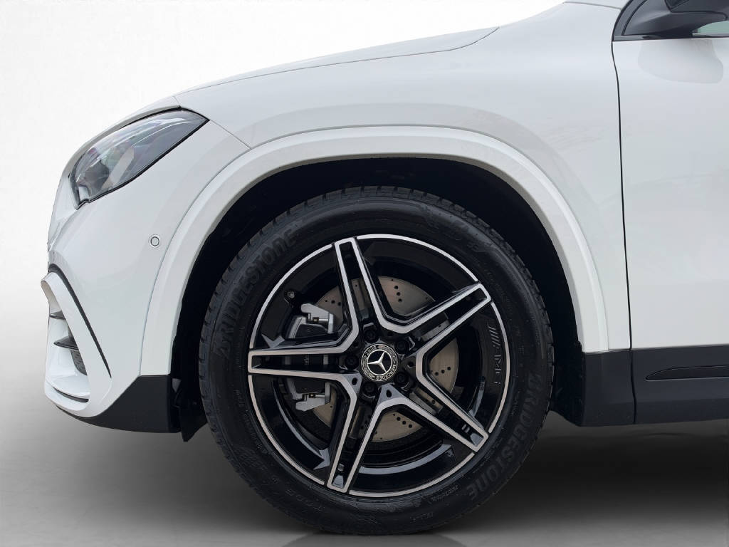 MERCEDES-BENZ GLA 250 AMG Line 4Matic Swiss Star-image-7