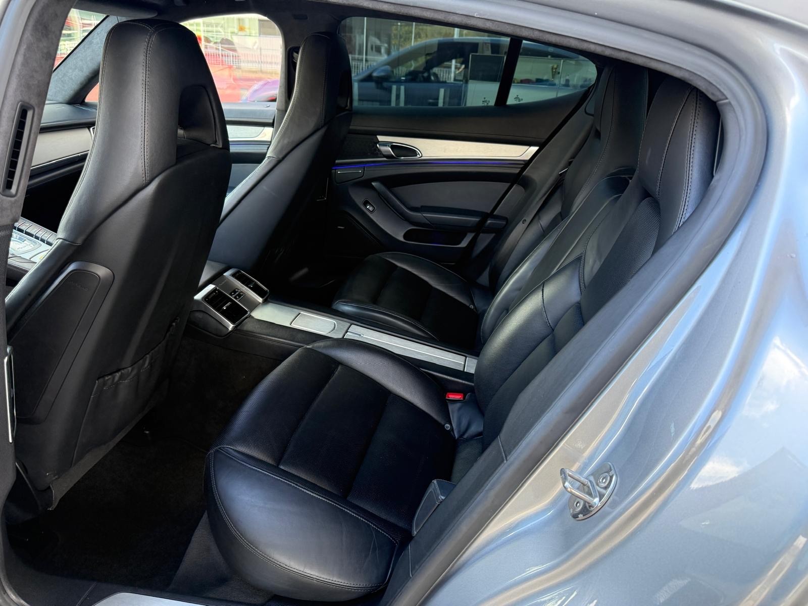 PORSCHE Panamera Turbo 4.8 PDK-image-12