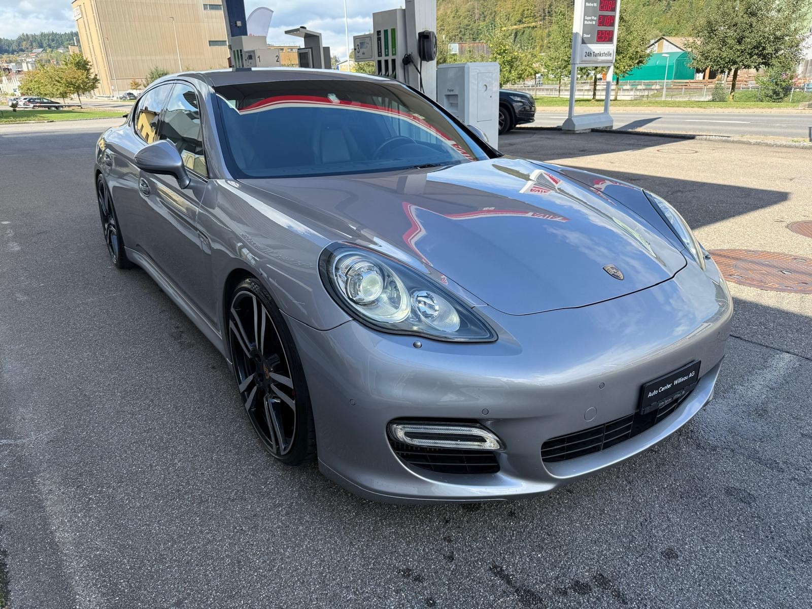 PORSCHE Panamera Turbo 4.8 PDK-image-4