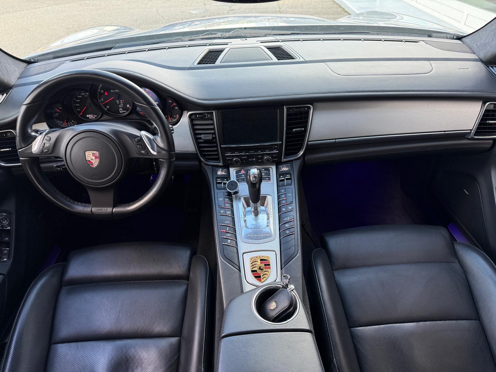 PORSCHE Panamera Turbo 4.8 PDK-image-15