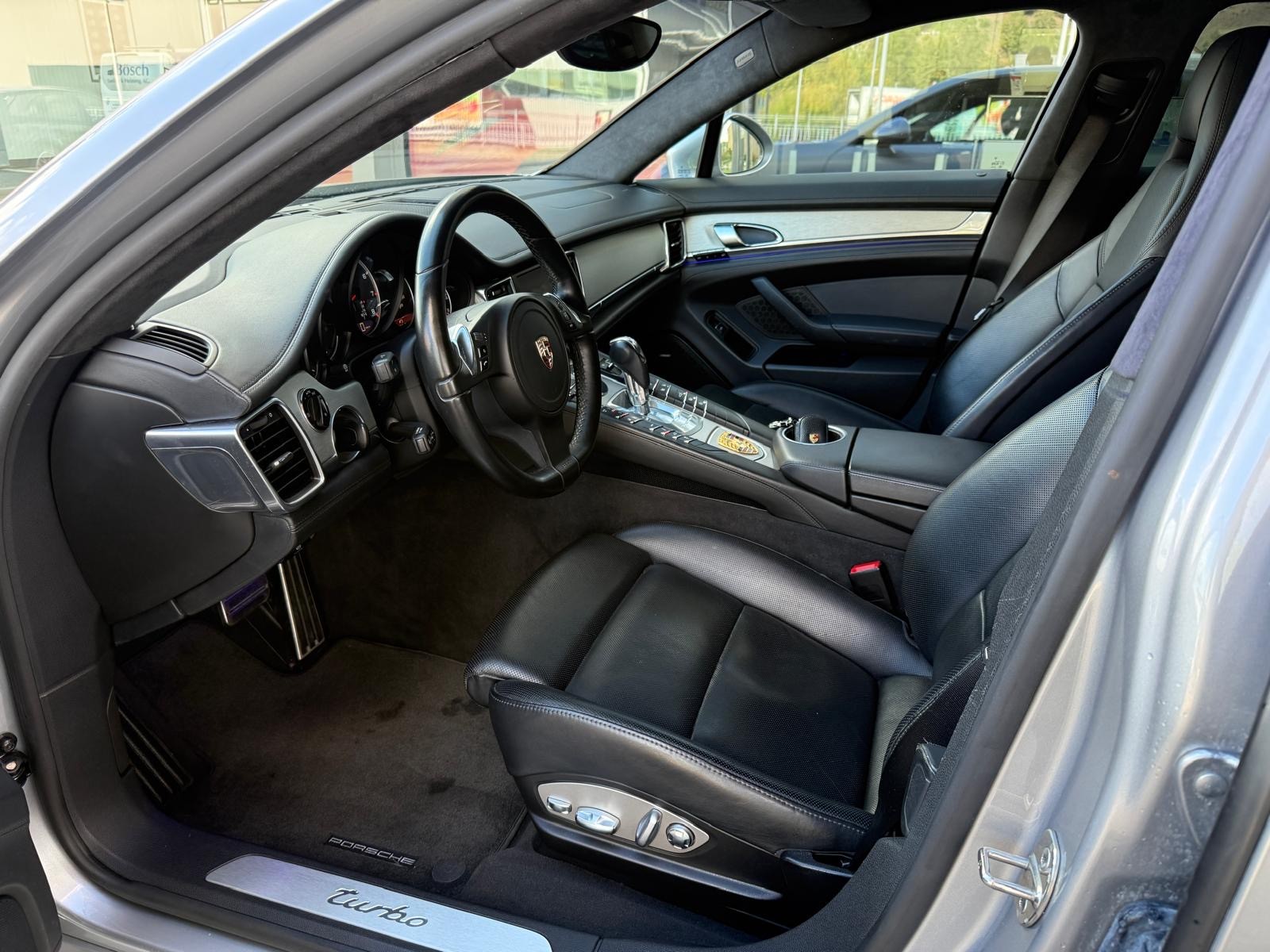 PORSCHE Panamera Turbo 4.8 PDK-image-13
