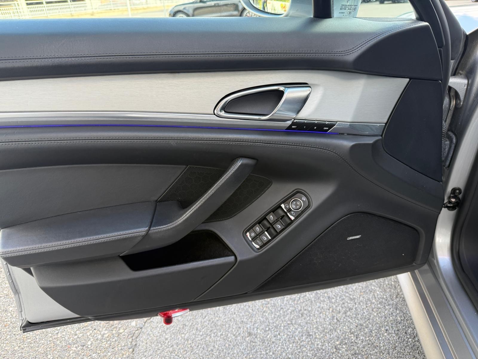 PORSCHE Panamera Turbo 4.8 PDK-image-17