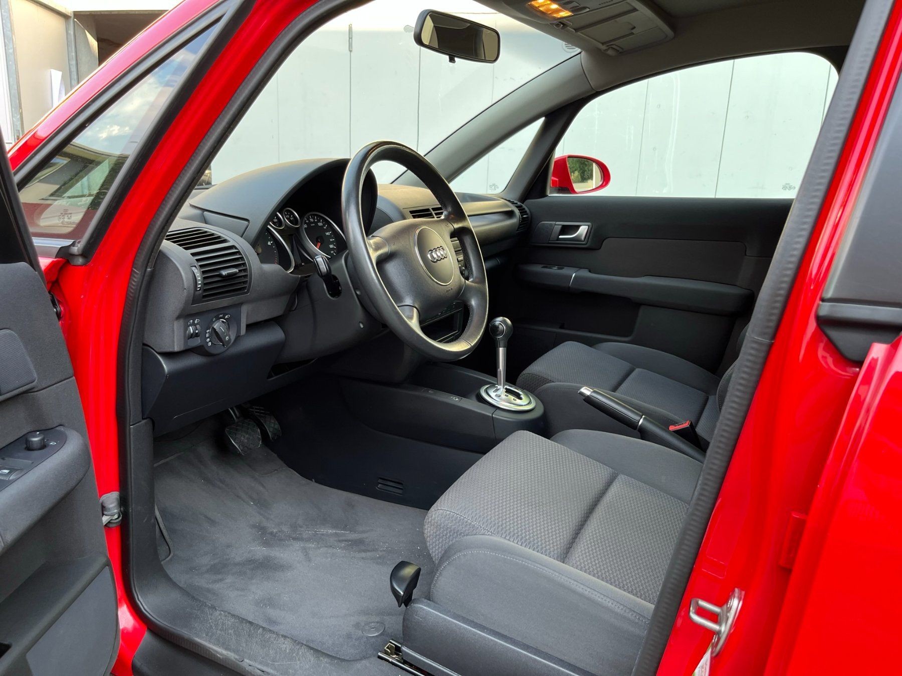 AUDI 1.2 TDI (3L)-image-2