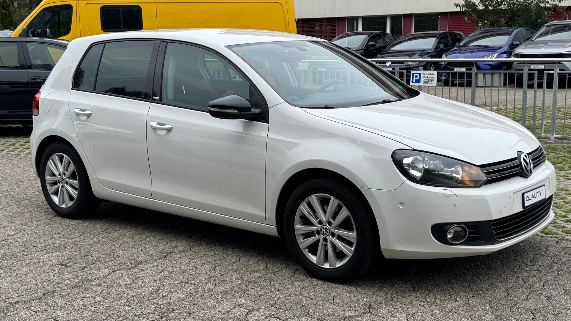 VW Golf 1.2 TSI Trendline-image-2